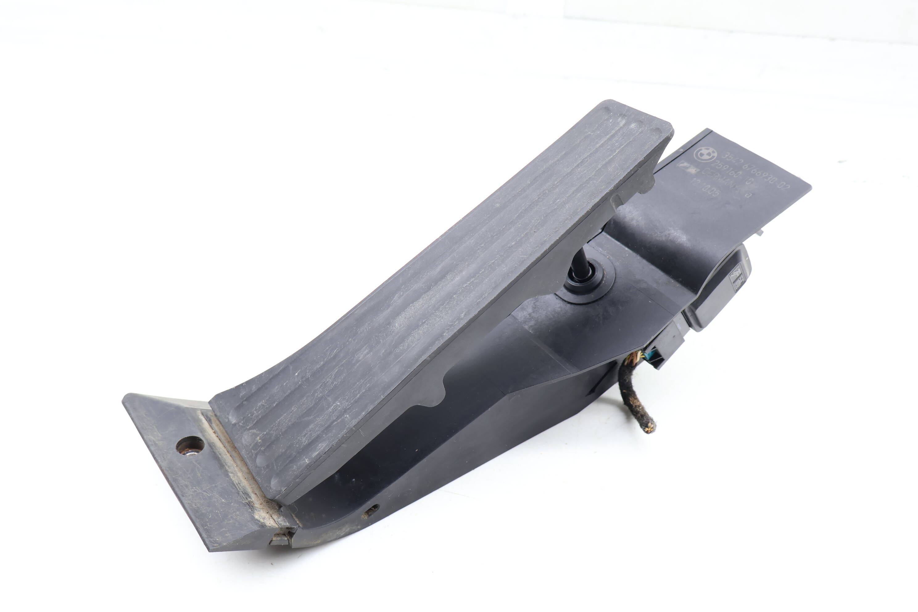 Gas Pedal / Accelerator Module 35426766930