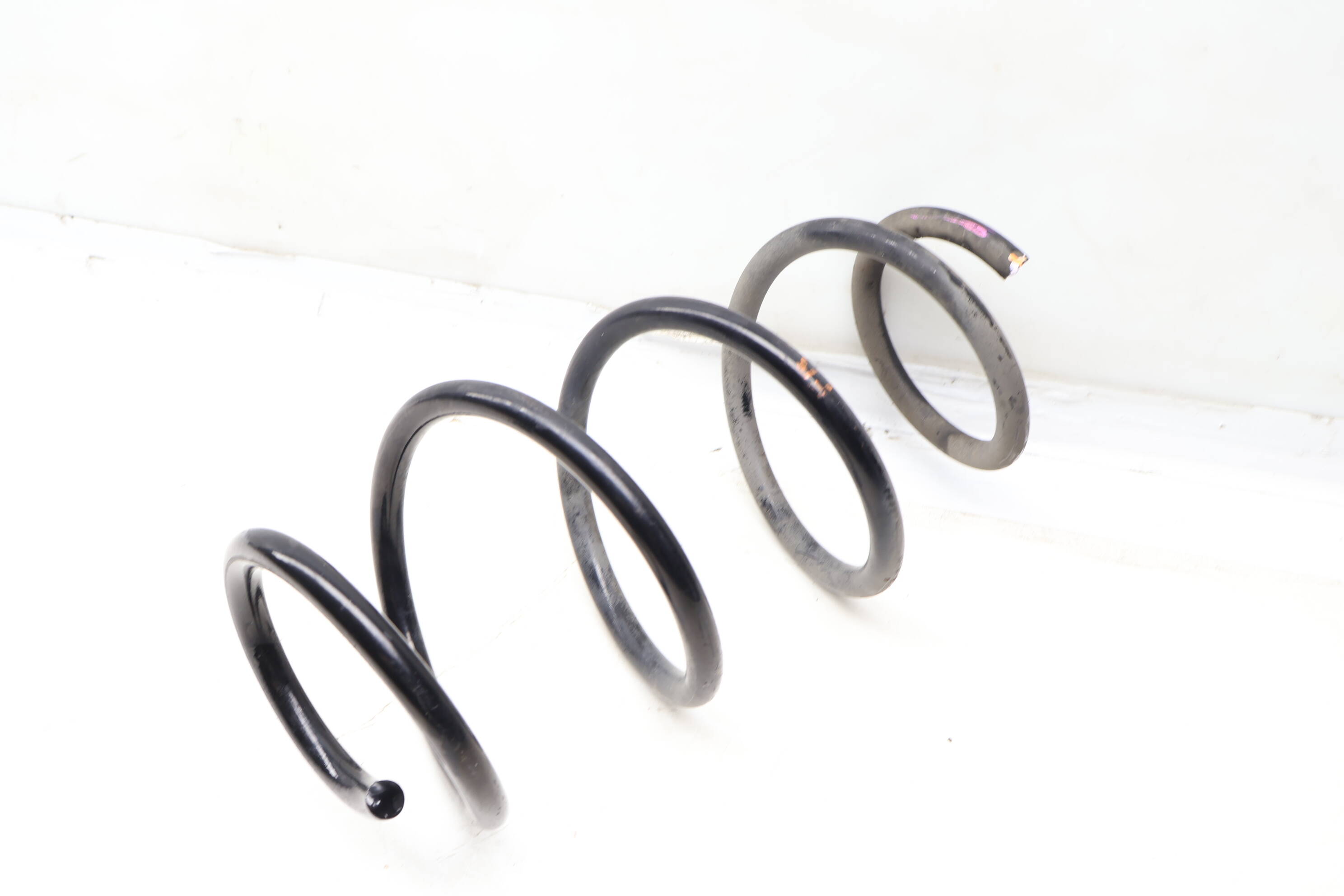 Coil&#x20;Spring&#x20;3QF411105H