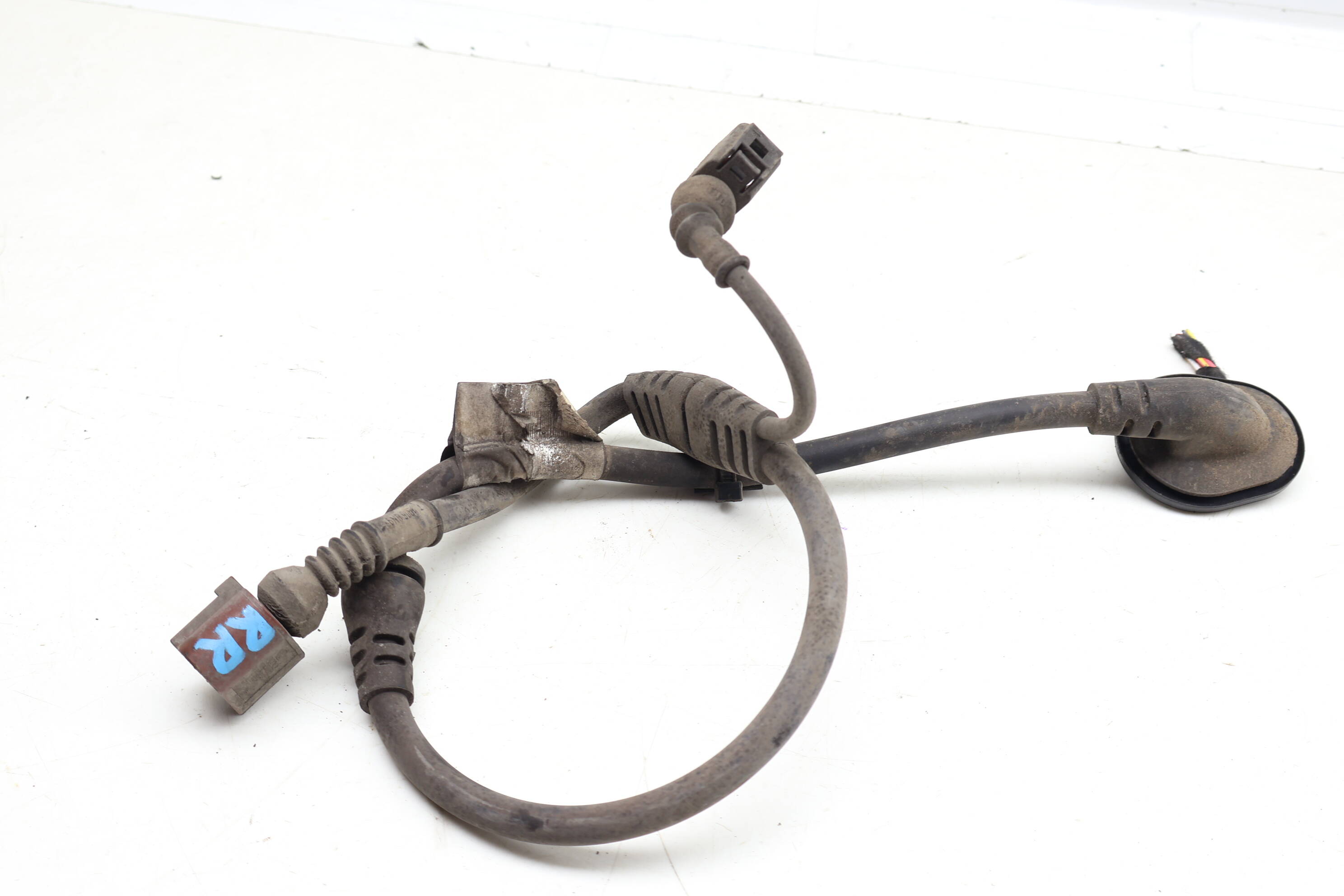 Speed Sensor / Parking Brake Wiring Harness 8K0972254