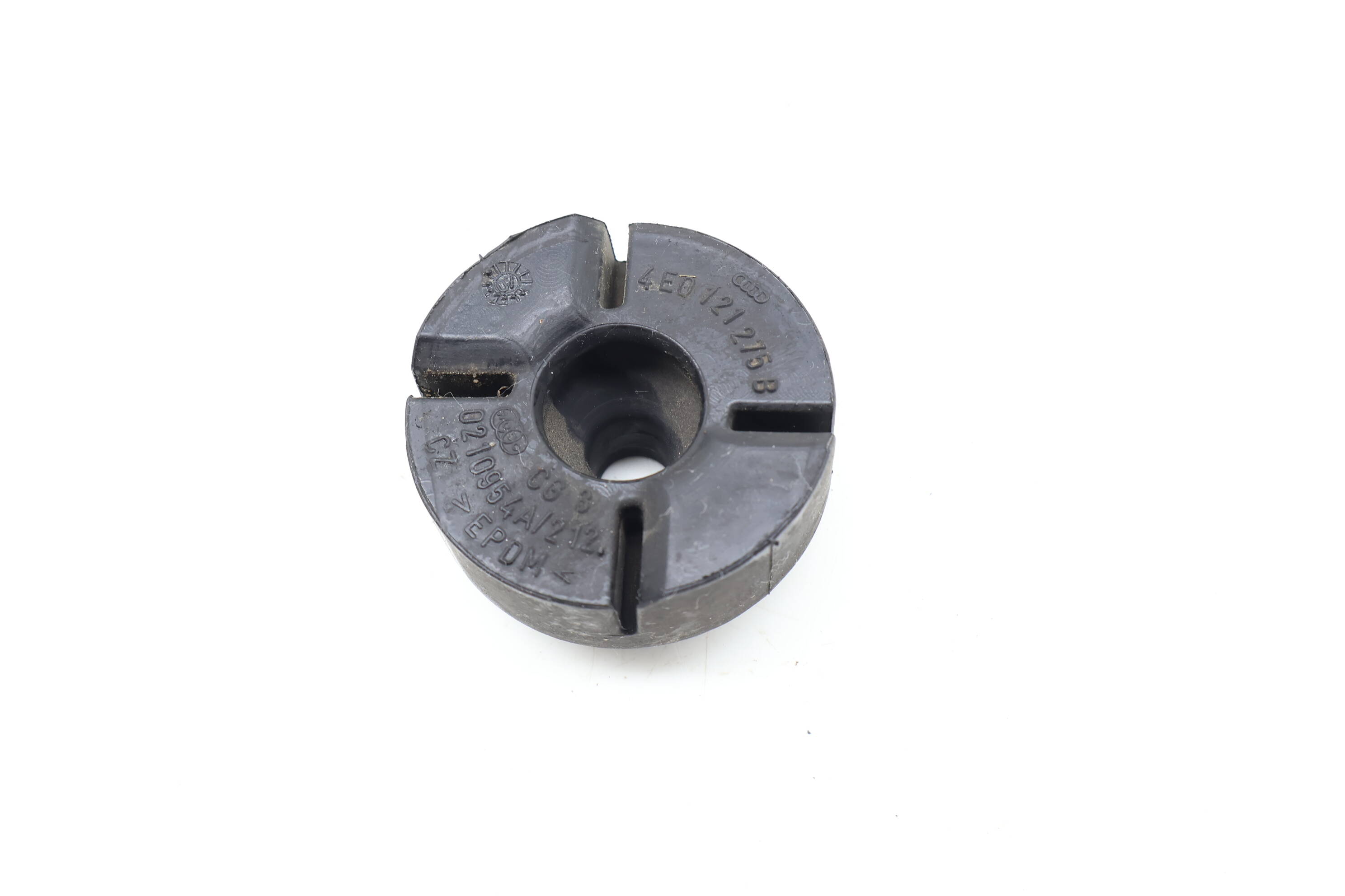 Lower Radiator Rubber Mount 4E0121275B