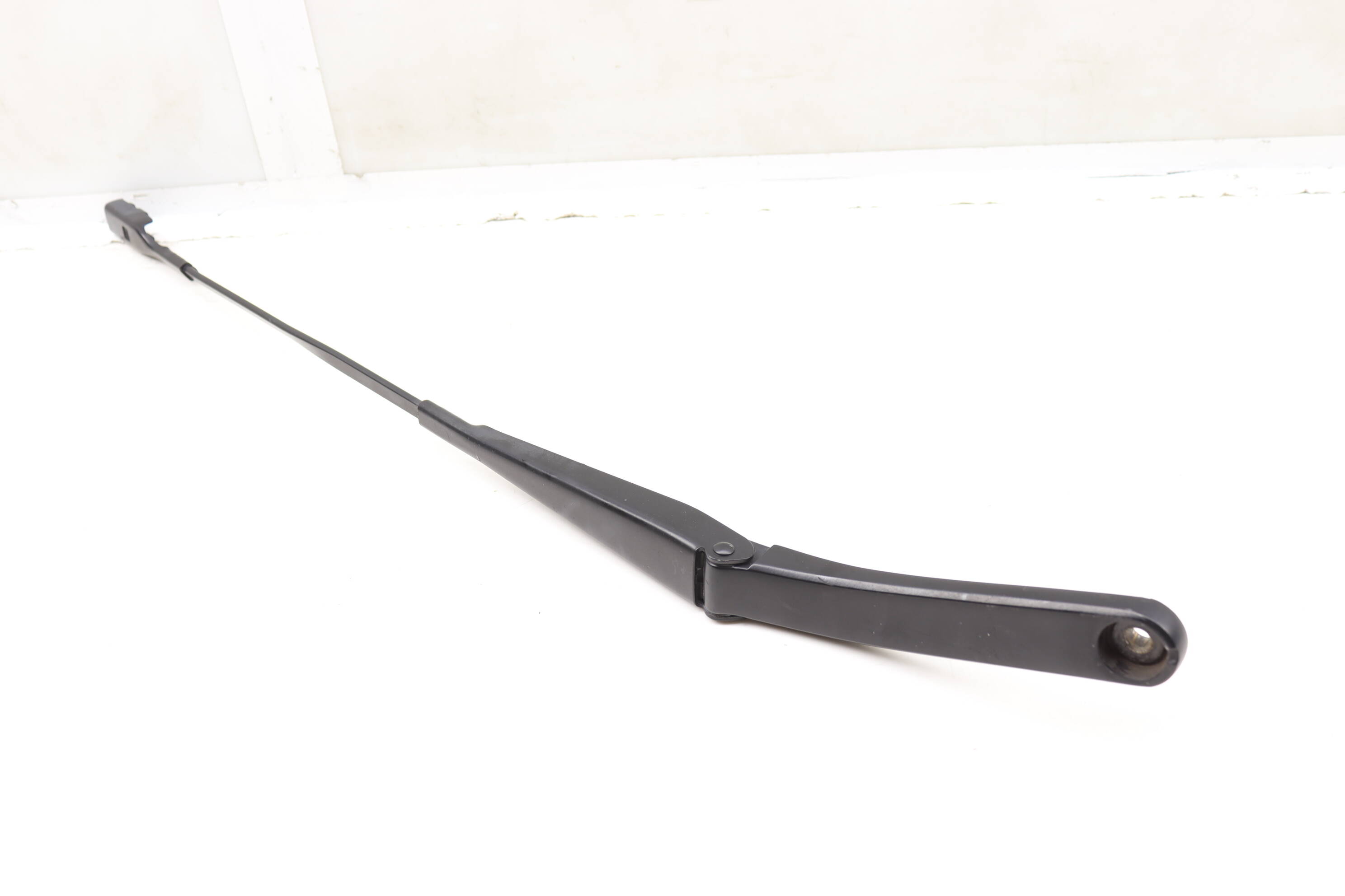 Windshield Wiper Arm 8F1955408