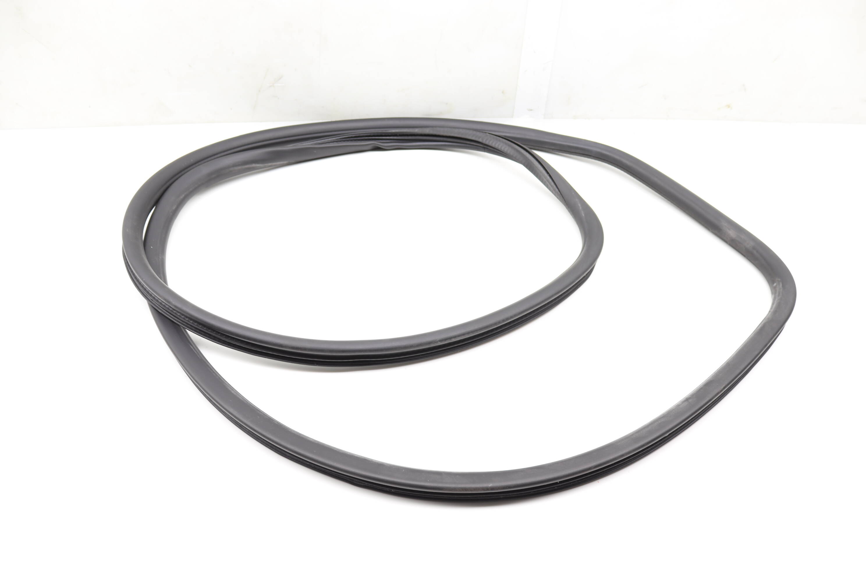 Inner Door Seal / Weather Stripping 7P0867365G