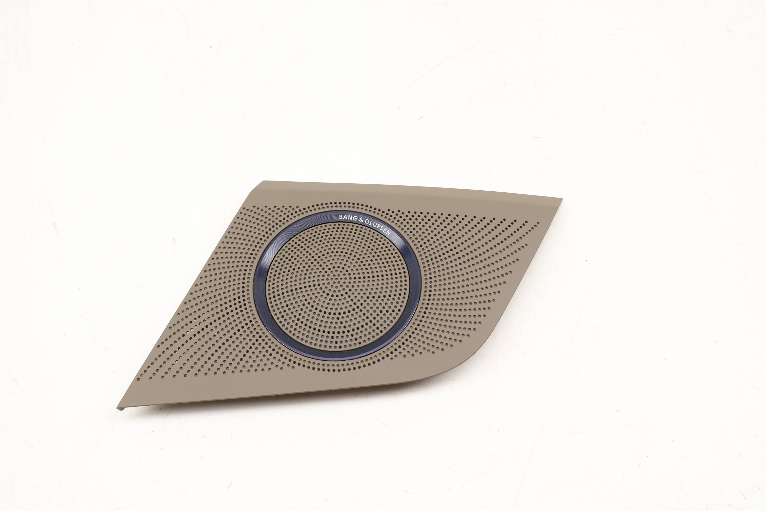 Dash Speaker Cover / Grille (B&O) 8T0857227A