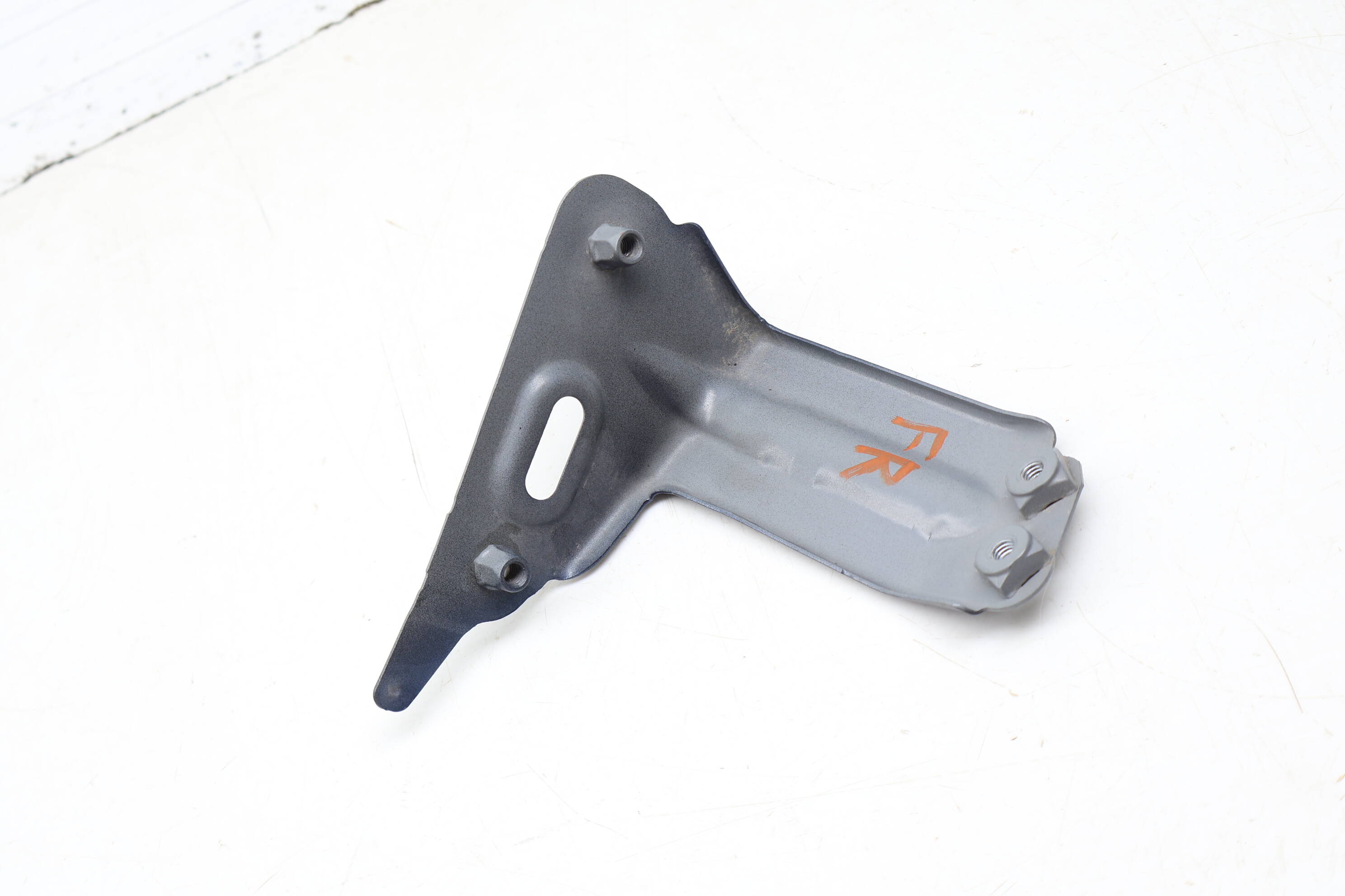 Fender Mount / Bracket 5G0821136B