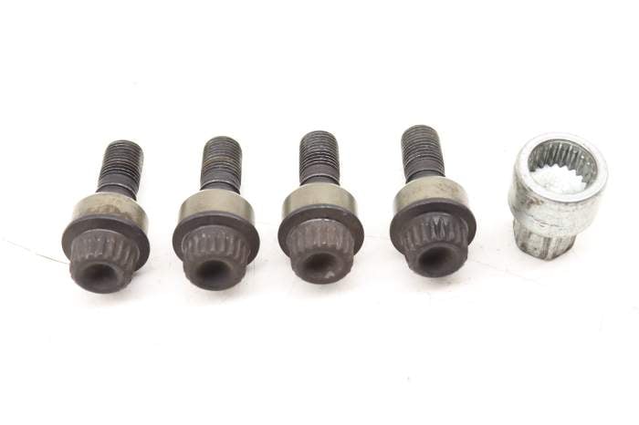 Porsche Locking Lug Nut / Bolt Set W/ Key (911, Macan) WHT006979A