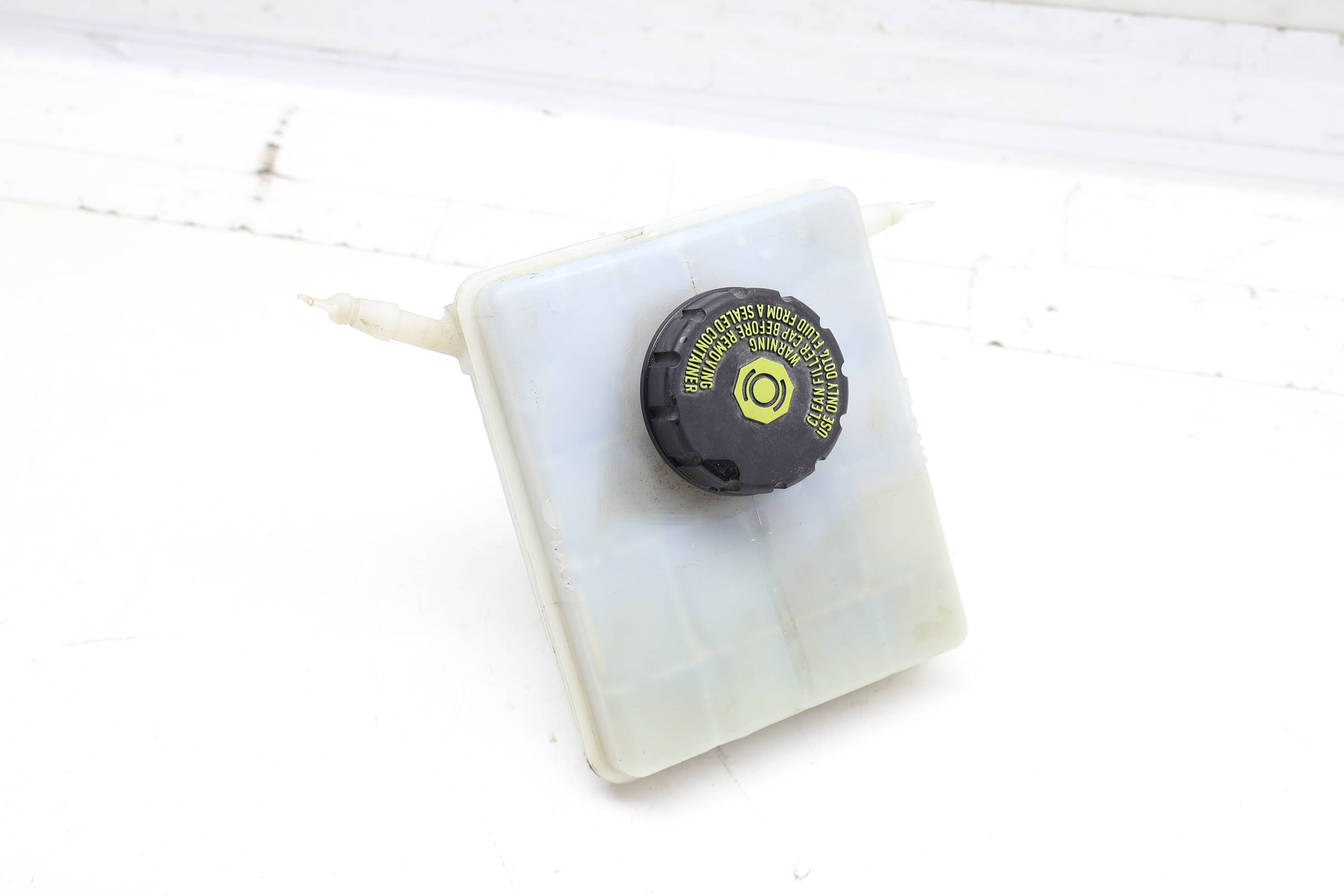 Brake Fluid Reservoir / Tank 34336794473