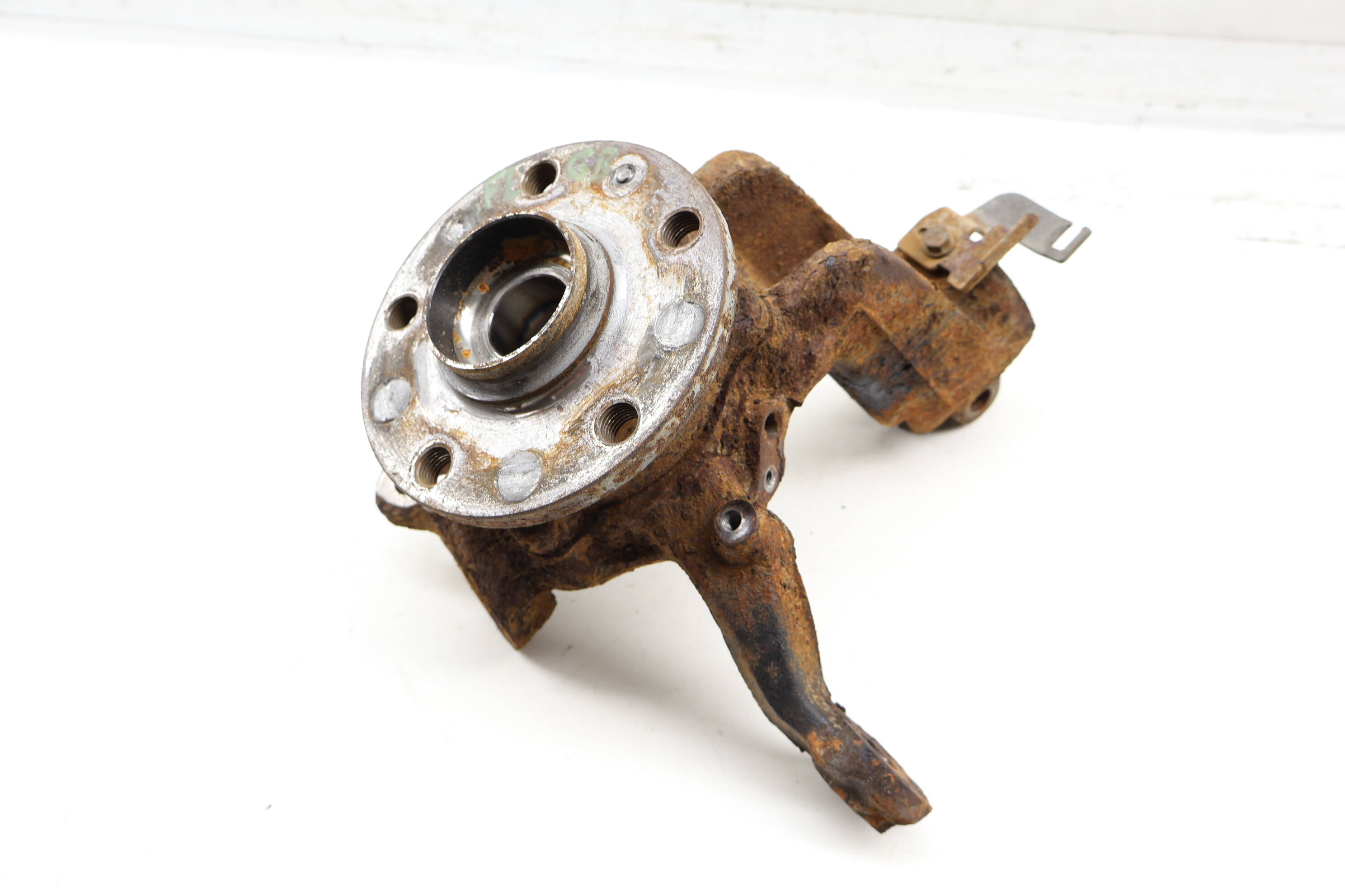 Spindle Knuckle W/ Wheel Bearing 5C0407255