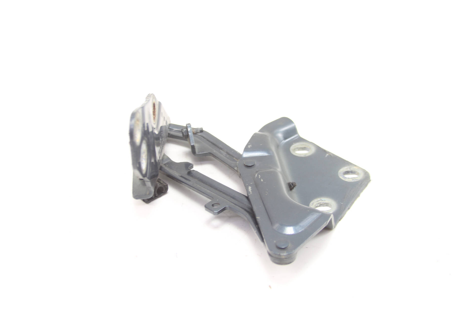 Hood Hinge 7L6823302A