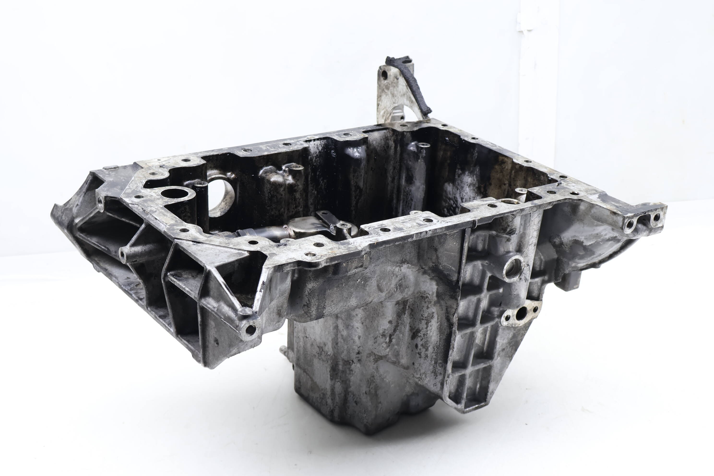 Diesel Engine Oil Pan 9H2Q6675BE