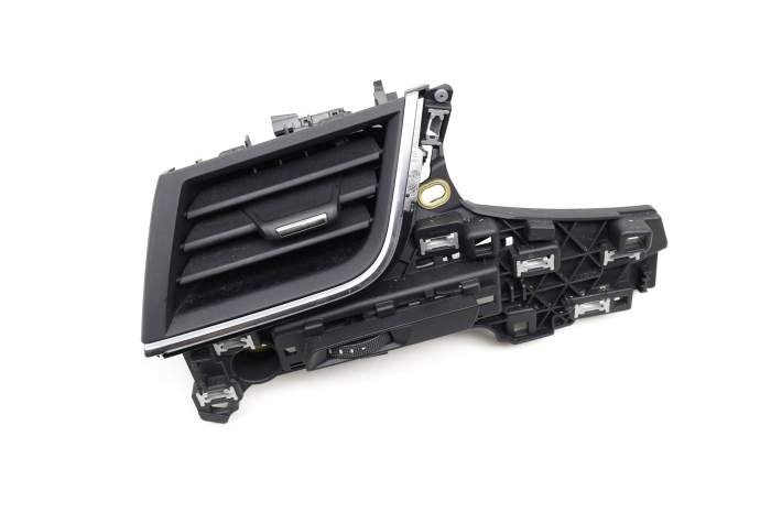 Dash Air Vent 4M1820901BA main product photo