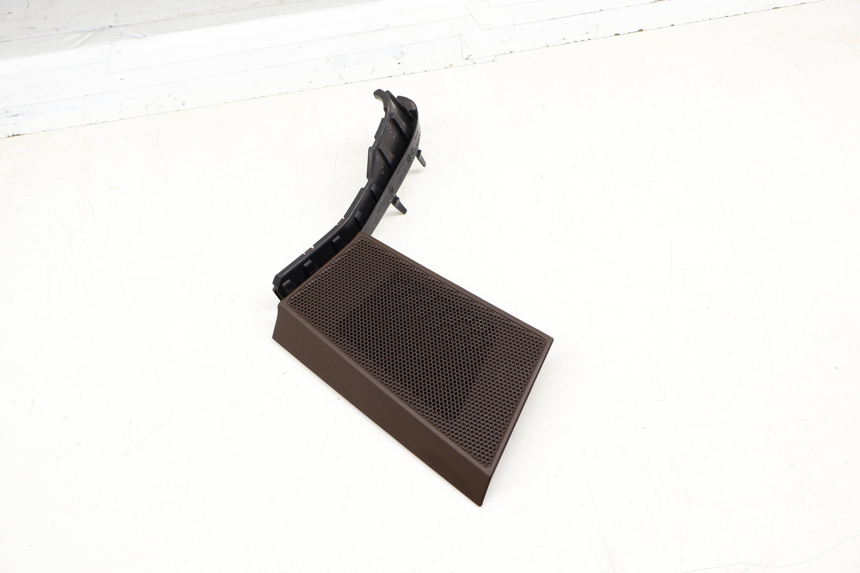 Upper Dash Speaker Grille / Cover 95B035406A