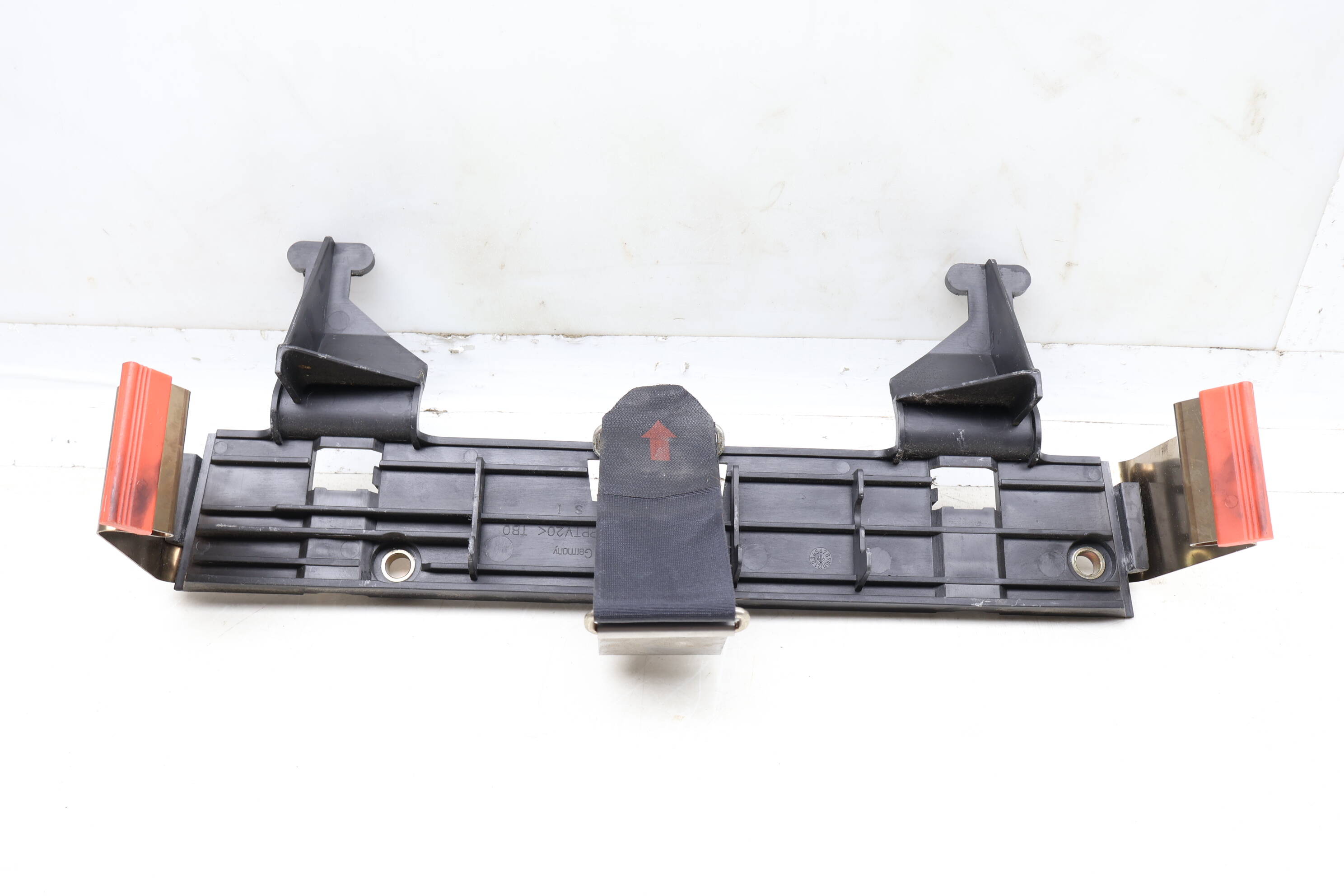 Safety Triangle Mount Bracket 8N0011025A