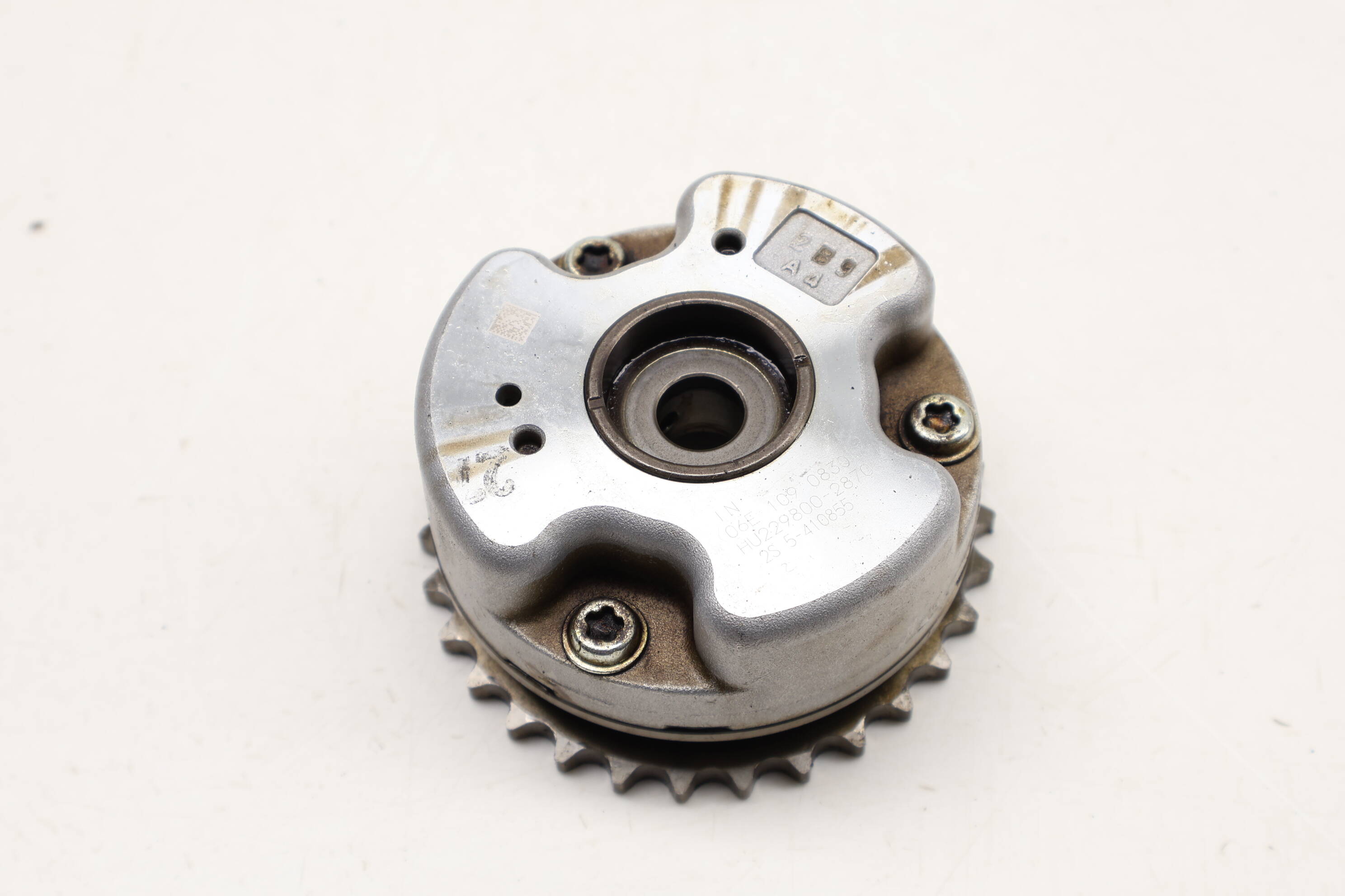 Intake Cam / Camshaft Gear Adjuster 06E109083Q 95810505101