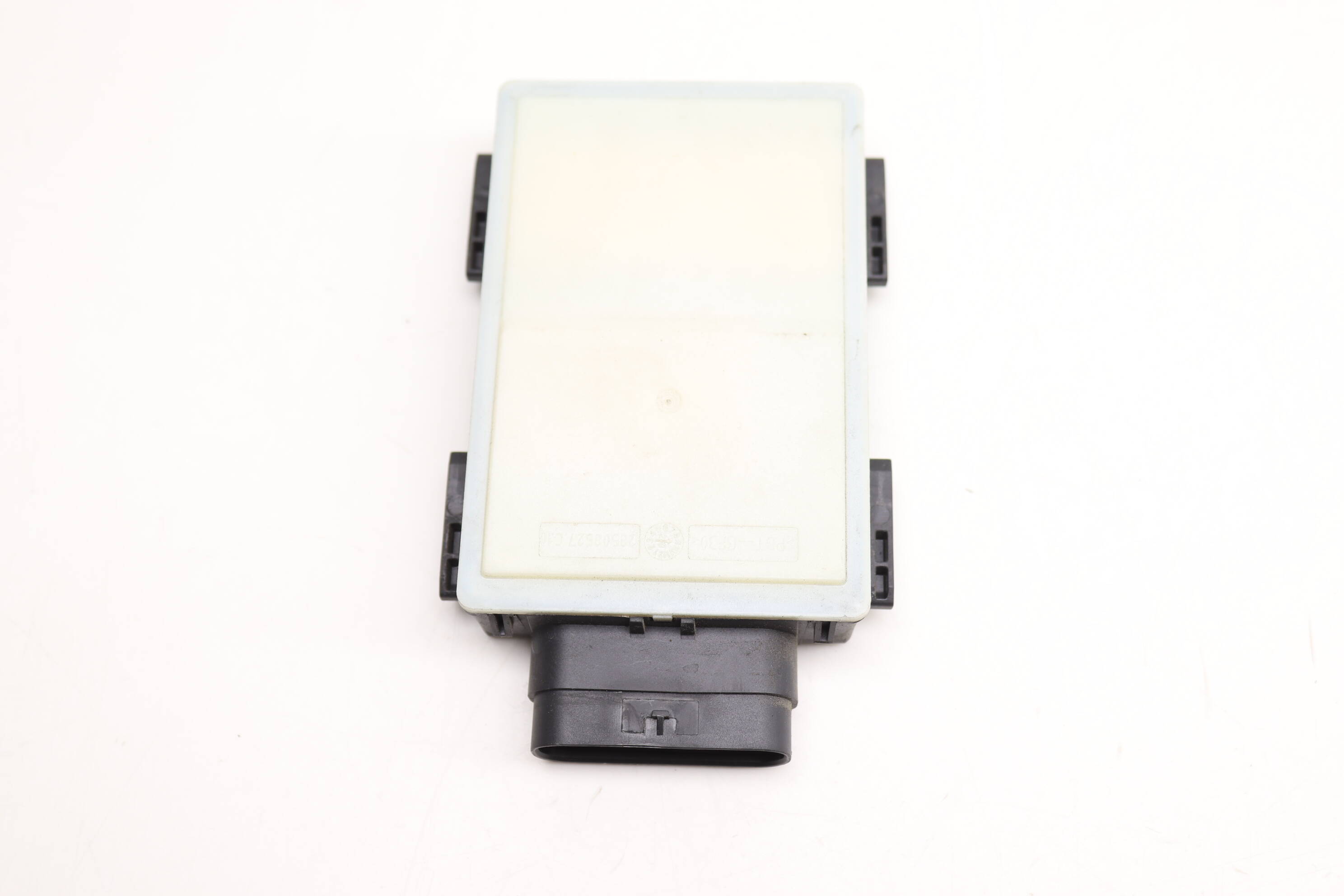 BMW Lane Change Assist Module / Radar Sensor (Close Range)