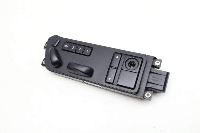 Seat Adjustment Switch 7L5959766B 95561371600 main product photo