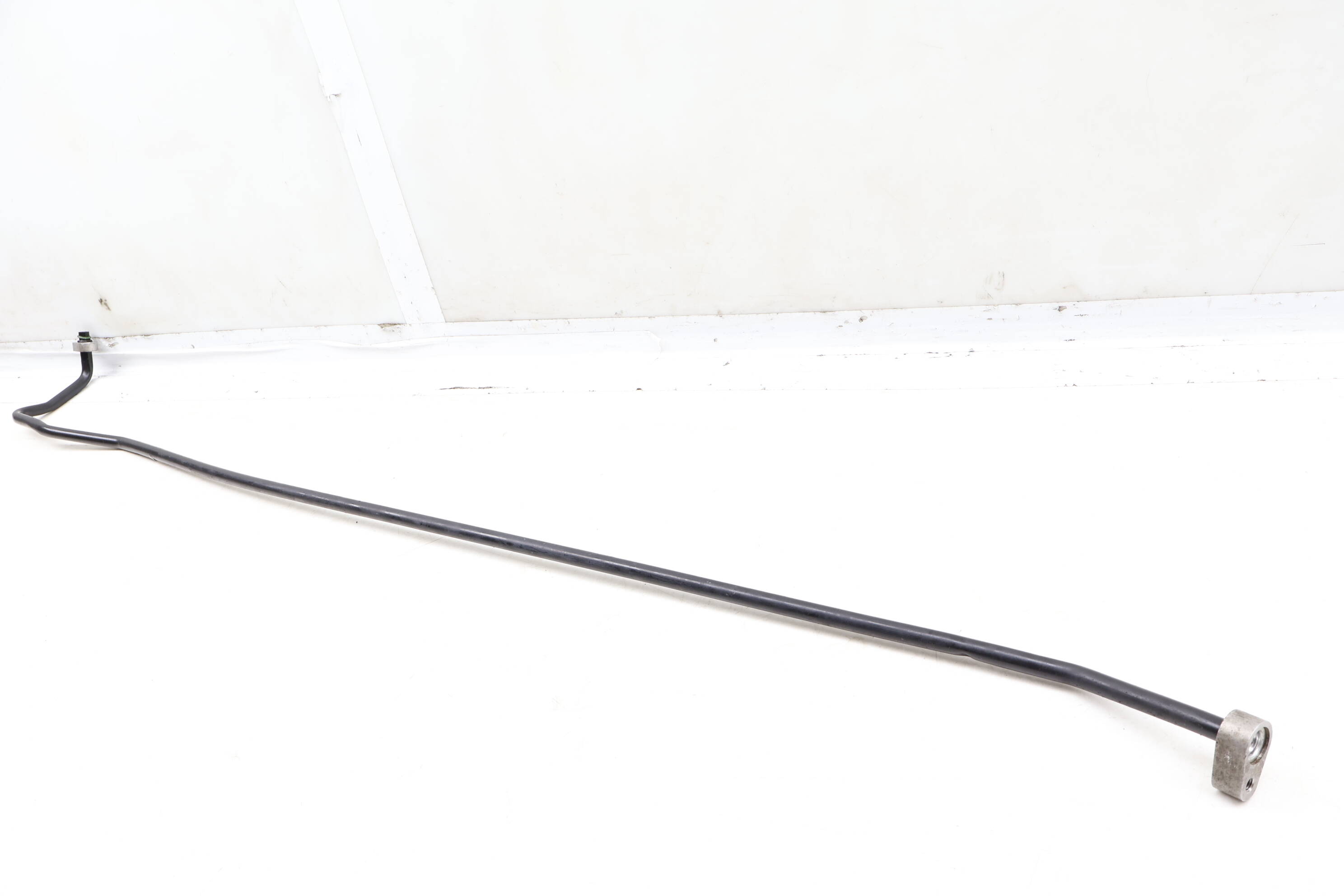 Lower Ac Hose / Line / Hose (High Pressure) 99657309201