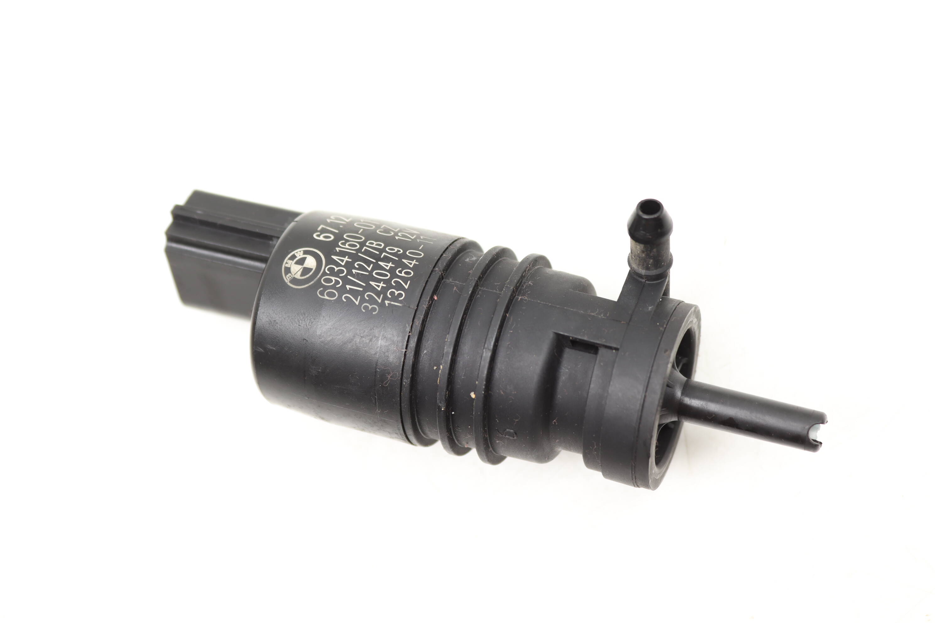 BMW Windshield Washer Pump (Z4, X6, X5, 535i, 640i) 67126934160