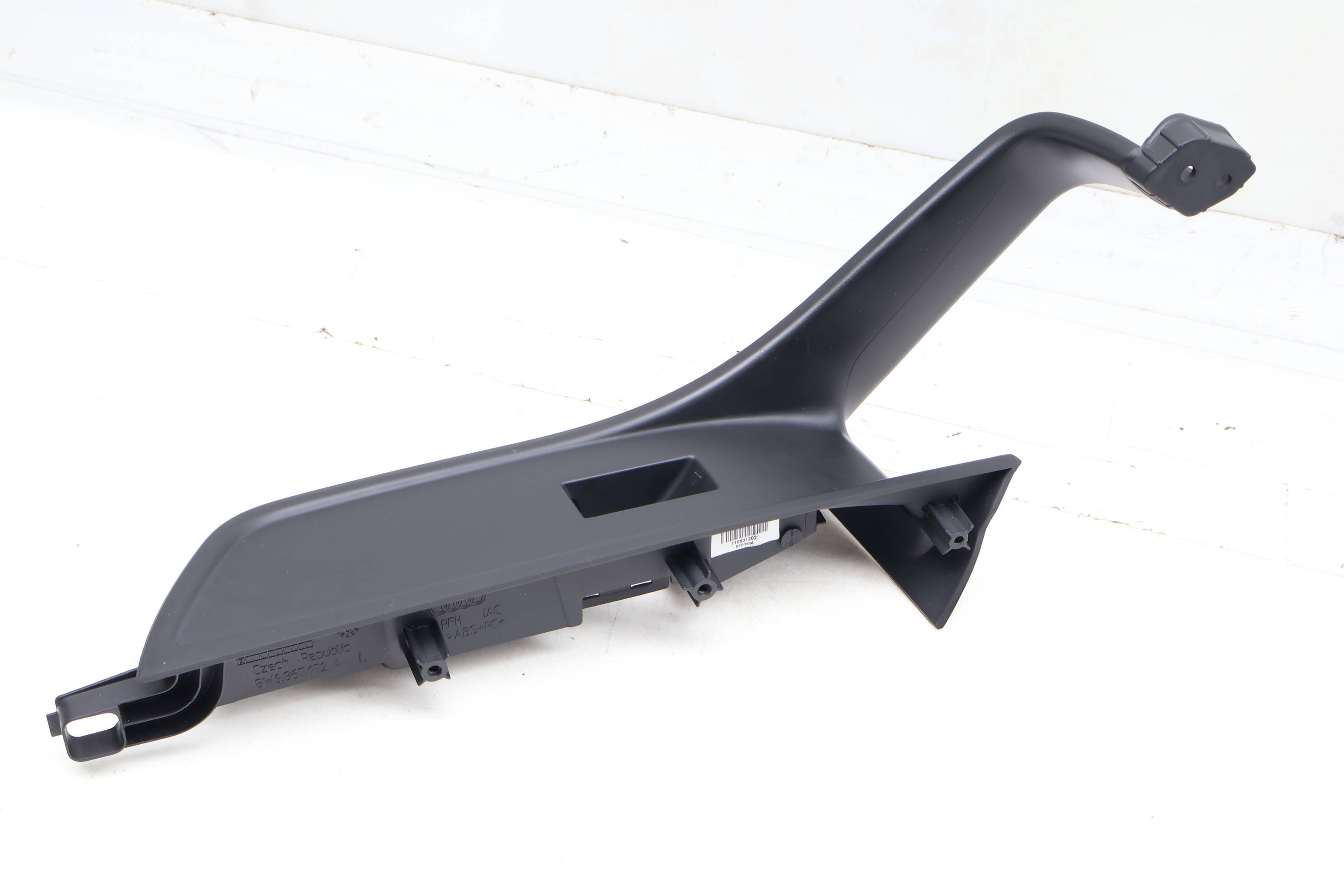 Door Panel Grab Handle Cover / Trim 8W6867172A