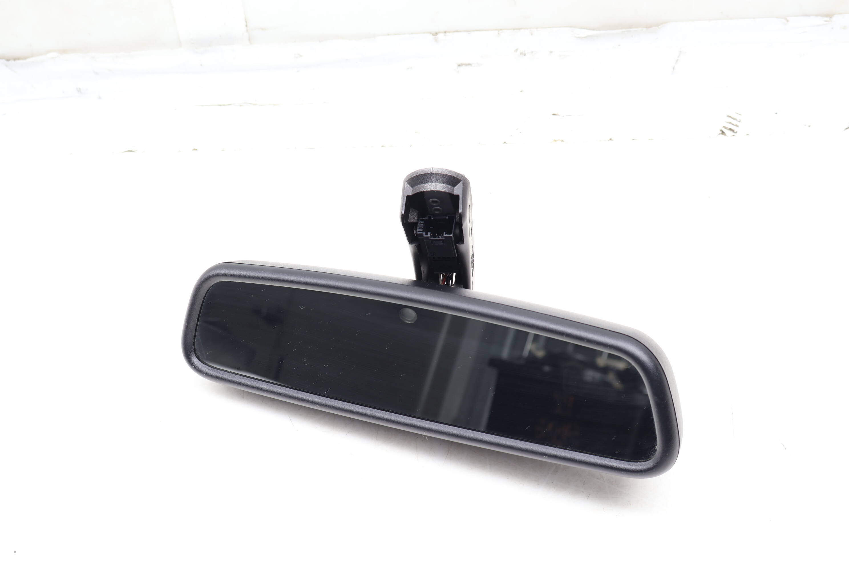 Rear View Mirror (Auto Dim / Compass) 51169192335