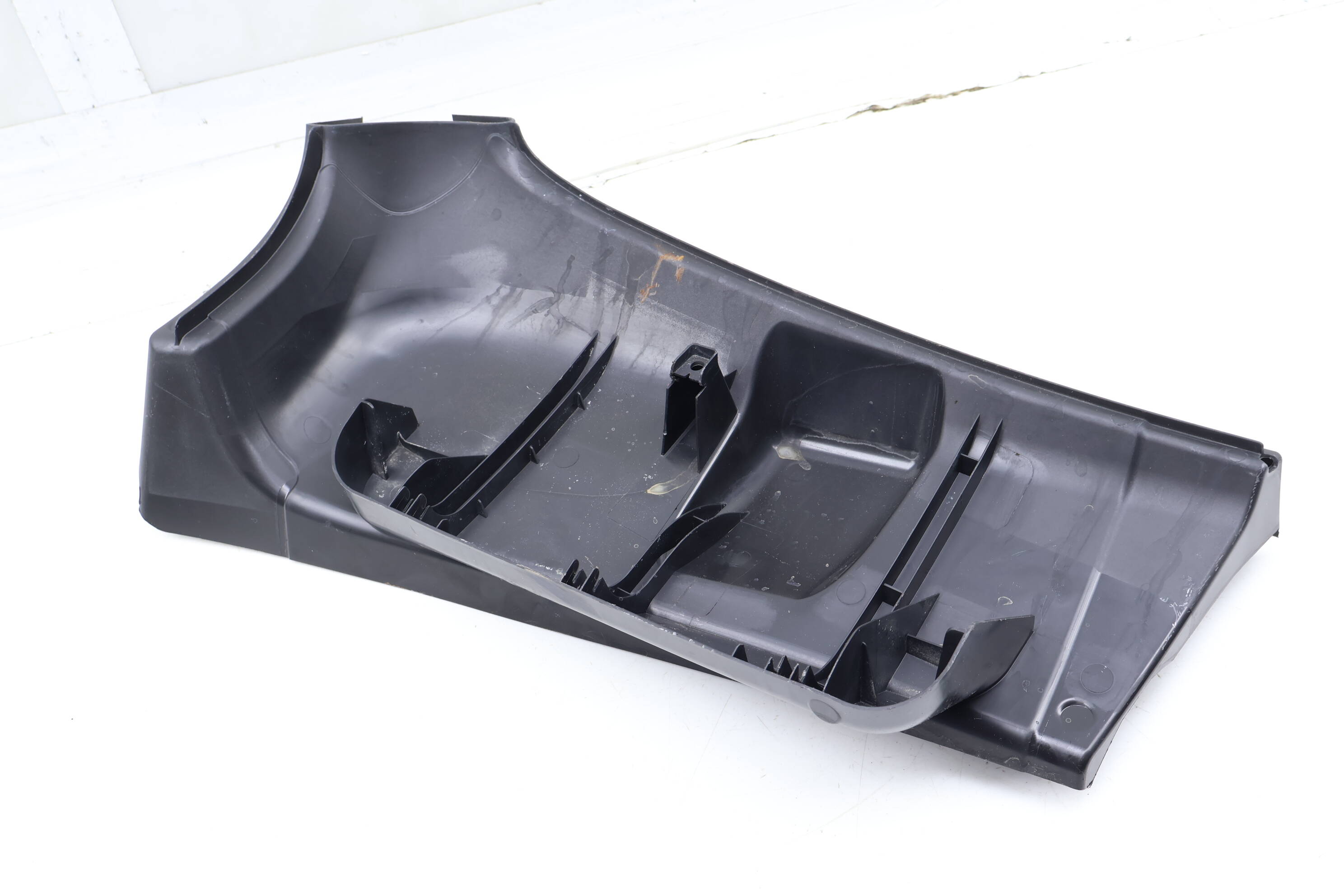Cabin Air Intake Duct / Screen Cover 3CN815159