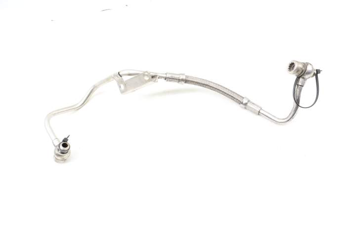Turbo Oil Supply Feed Line / Pipe 06D145778C main product photo