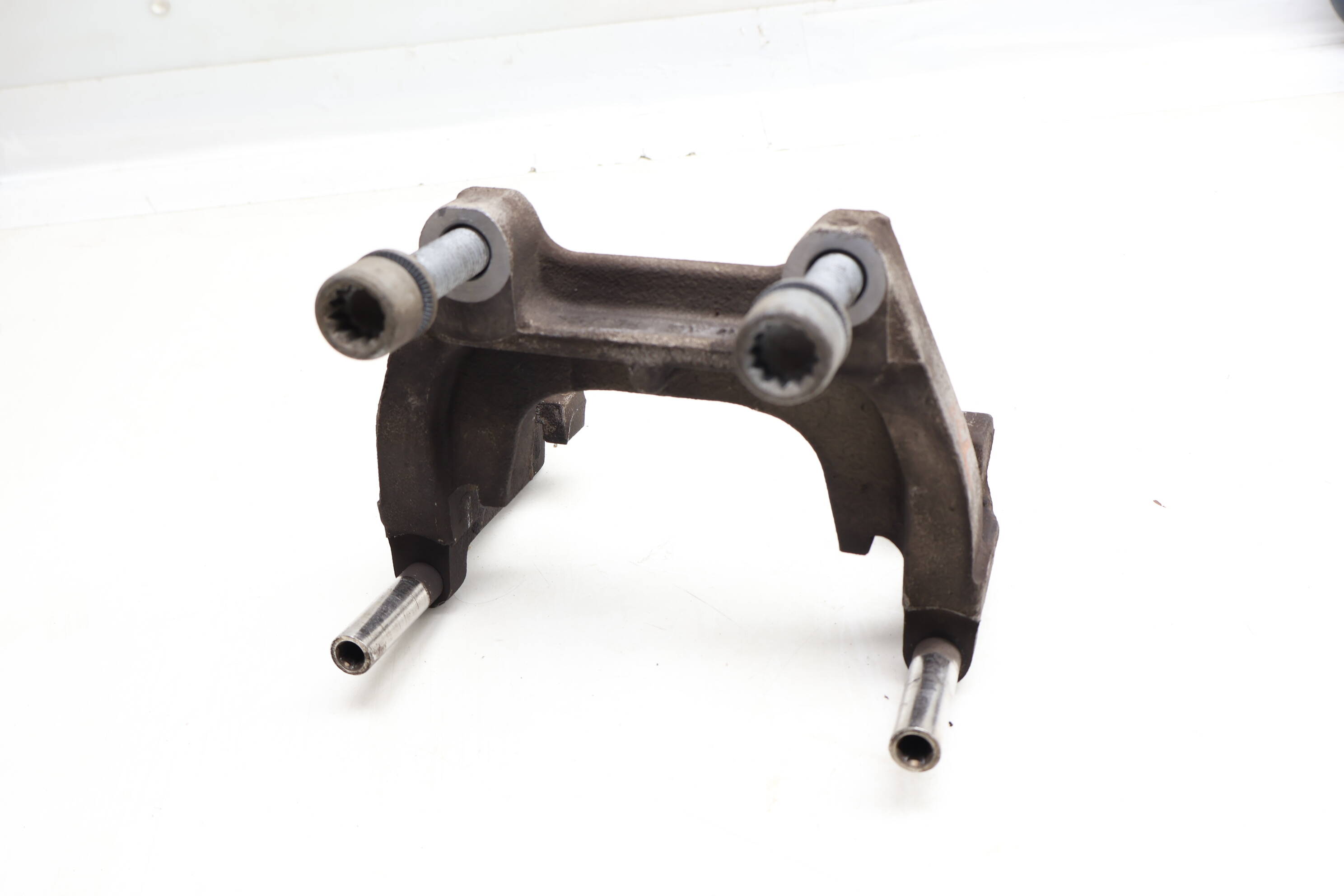 Brake Caliper Carrier / Bracket 5Q0615425C