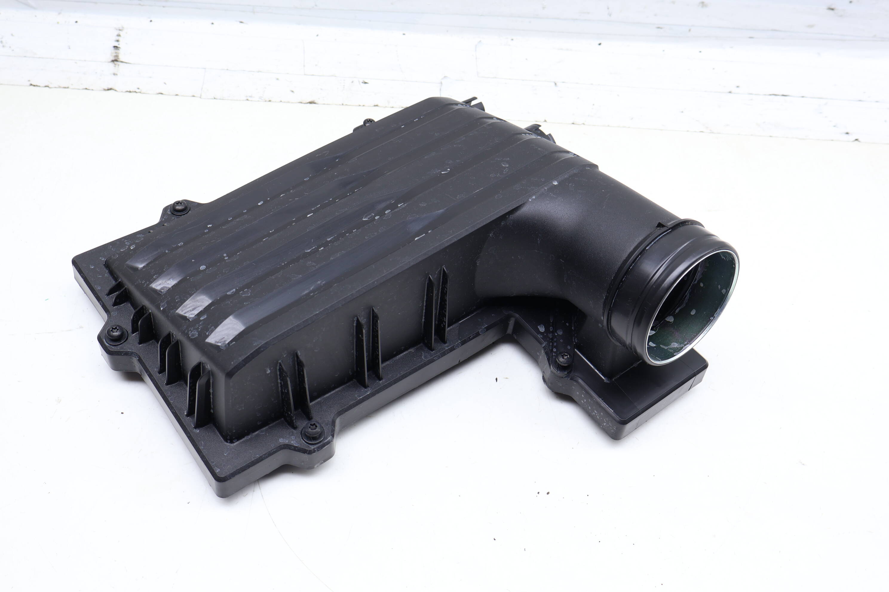 Engine Air Filter Box / Housing (Upper) 5WA129607A