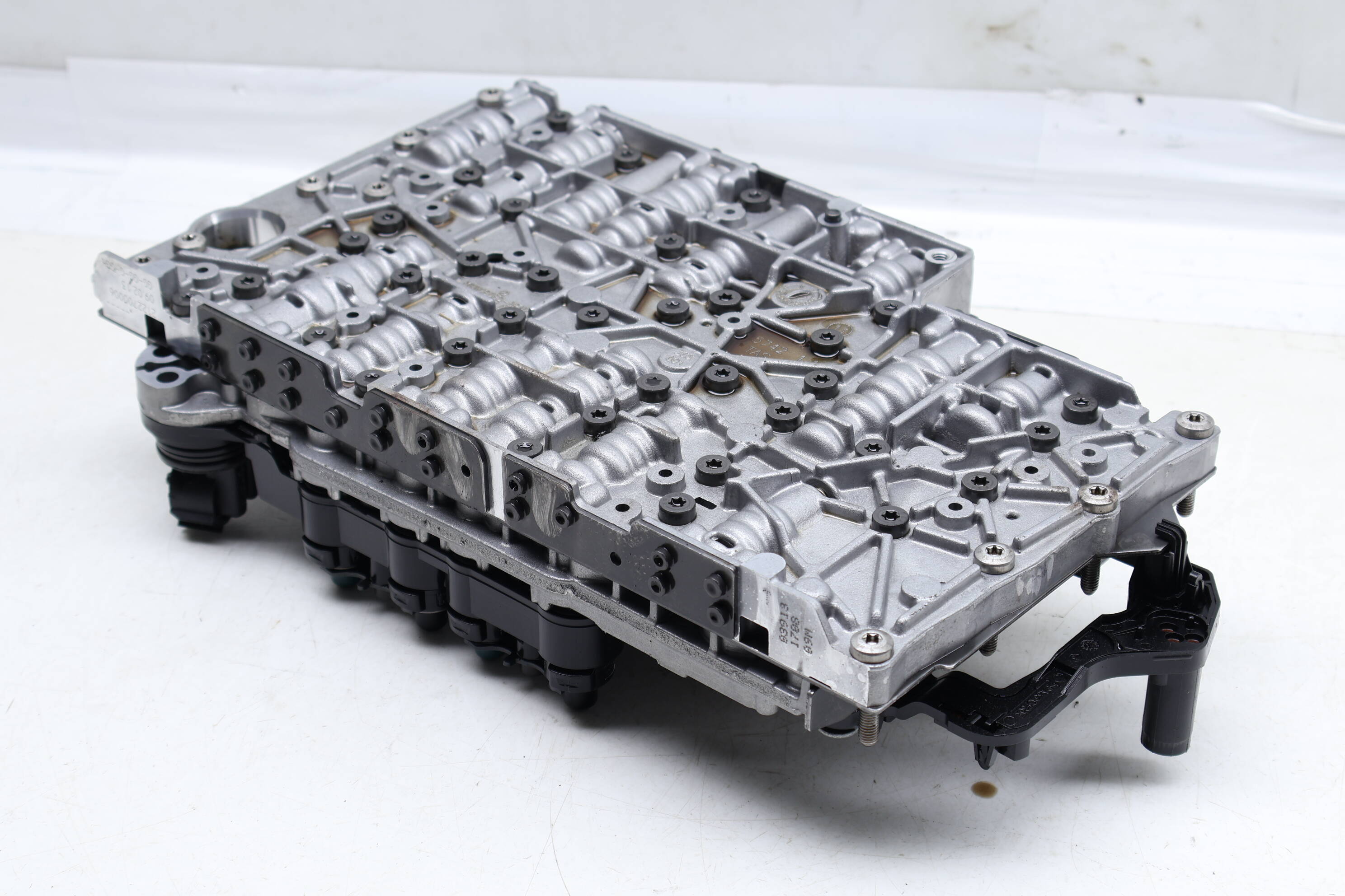 Transmission Valve Body / Mechatronic 2122700006