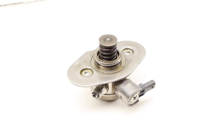 High Pressure Fuel Pump / Hpfp 13517636881 main product photo