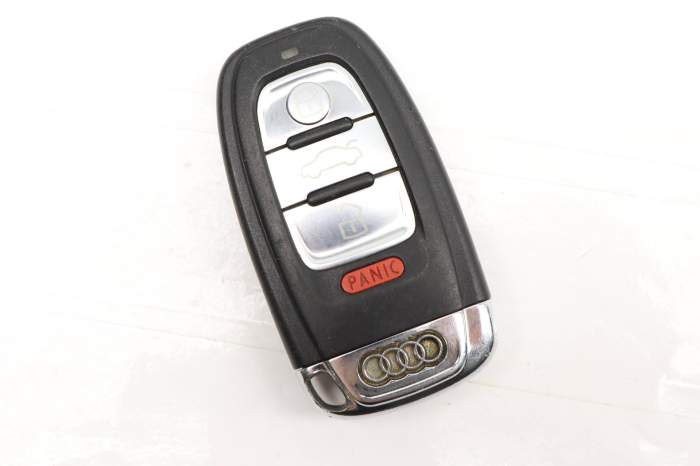Audi Key / Keyfob (S4) 8T0959754AJ main product photo