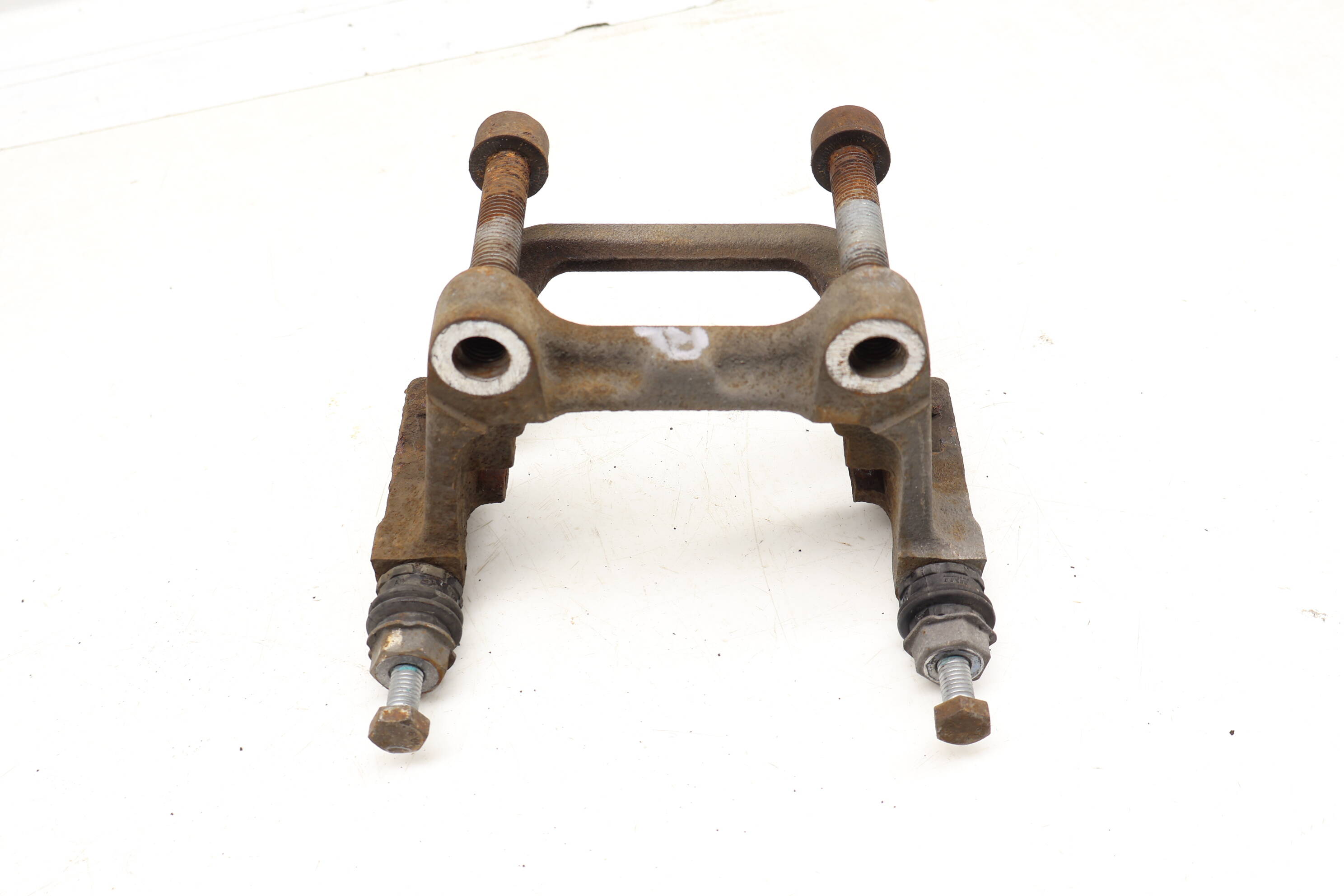 Brake Caliper Carrier / Bracket 5QM615425A