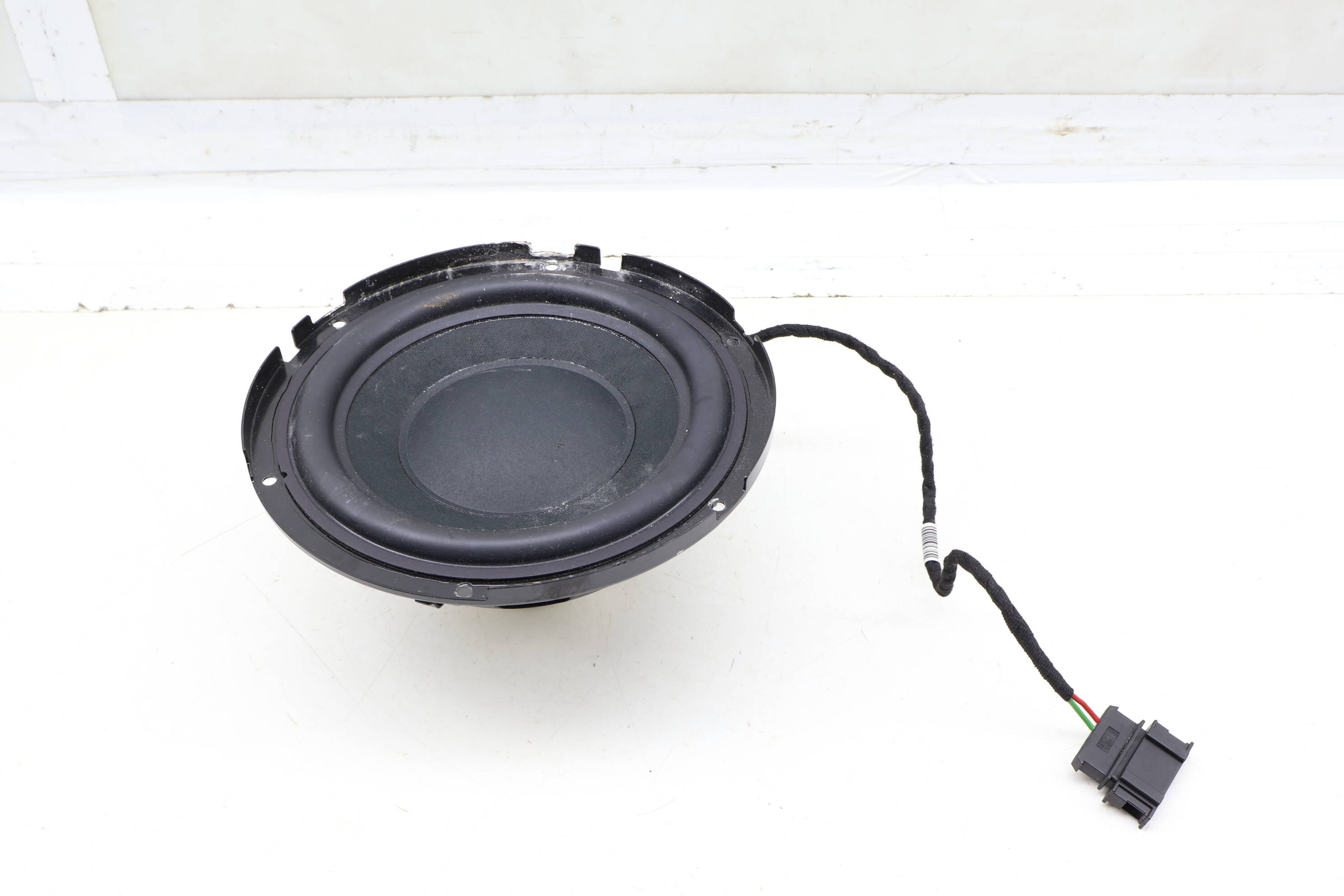 Bose Subwoofer / Bass Box Speaker 95B035481B