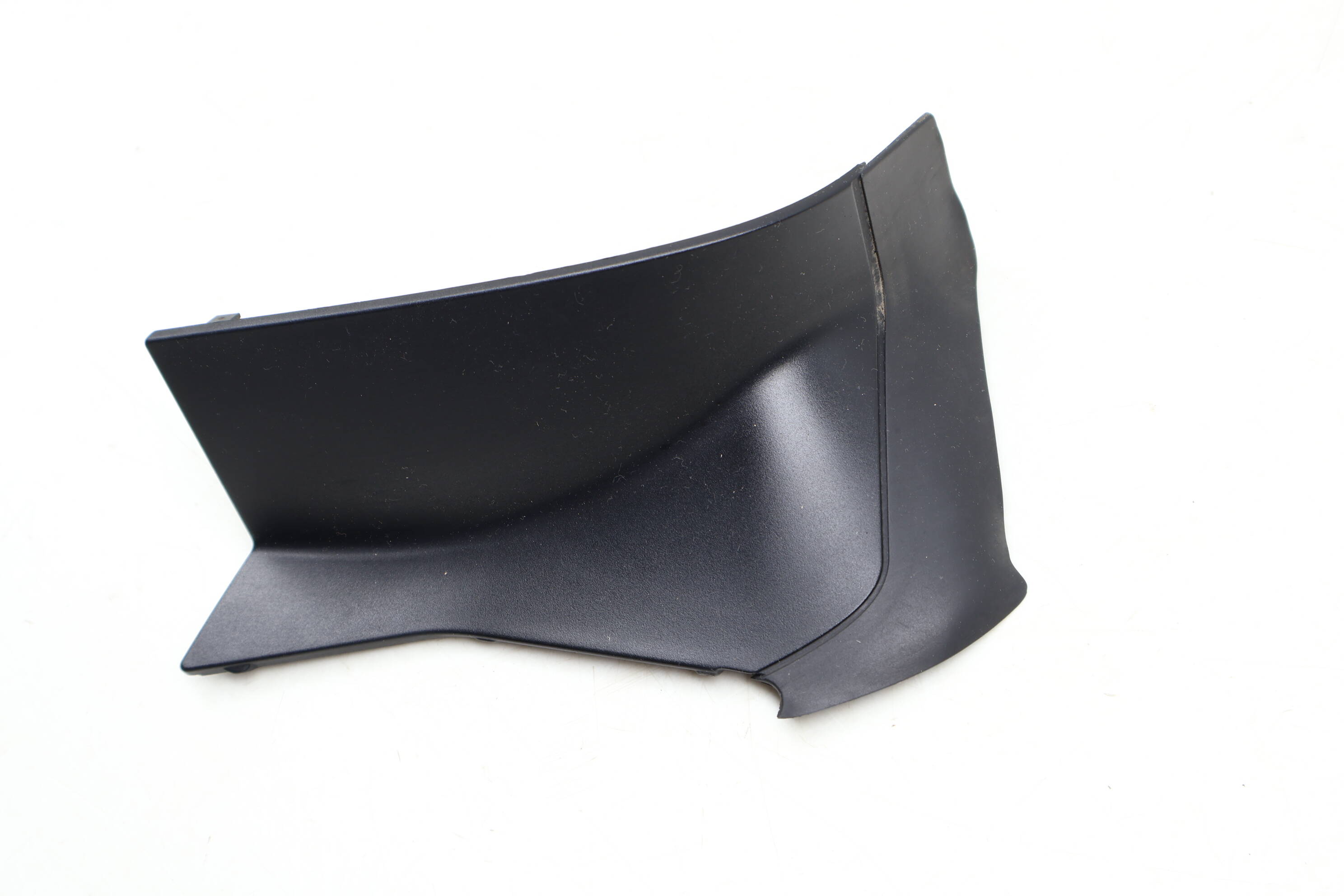 Outer Tail Light / Lamp Trim 8W7945254