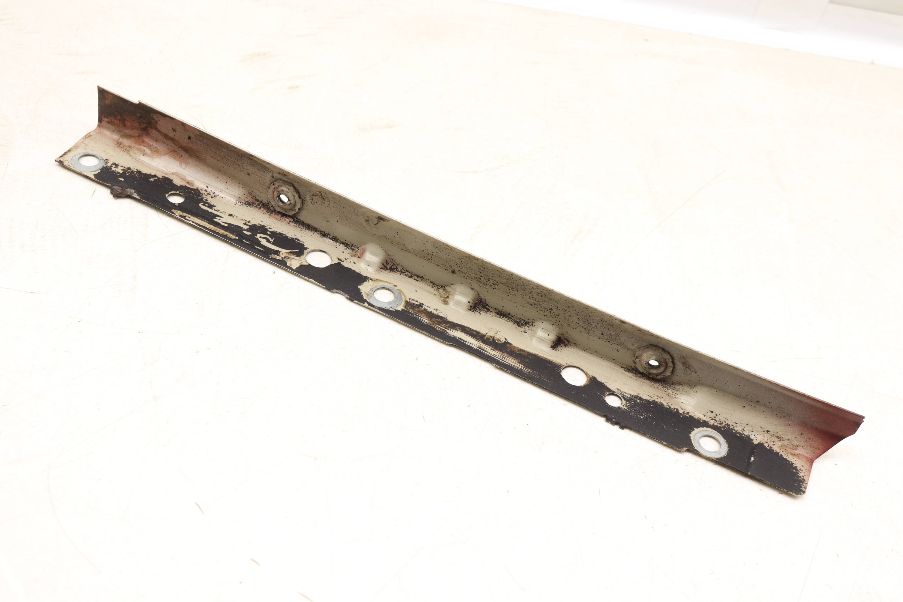 Fender Mount / Bracket 701821100