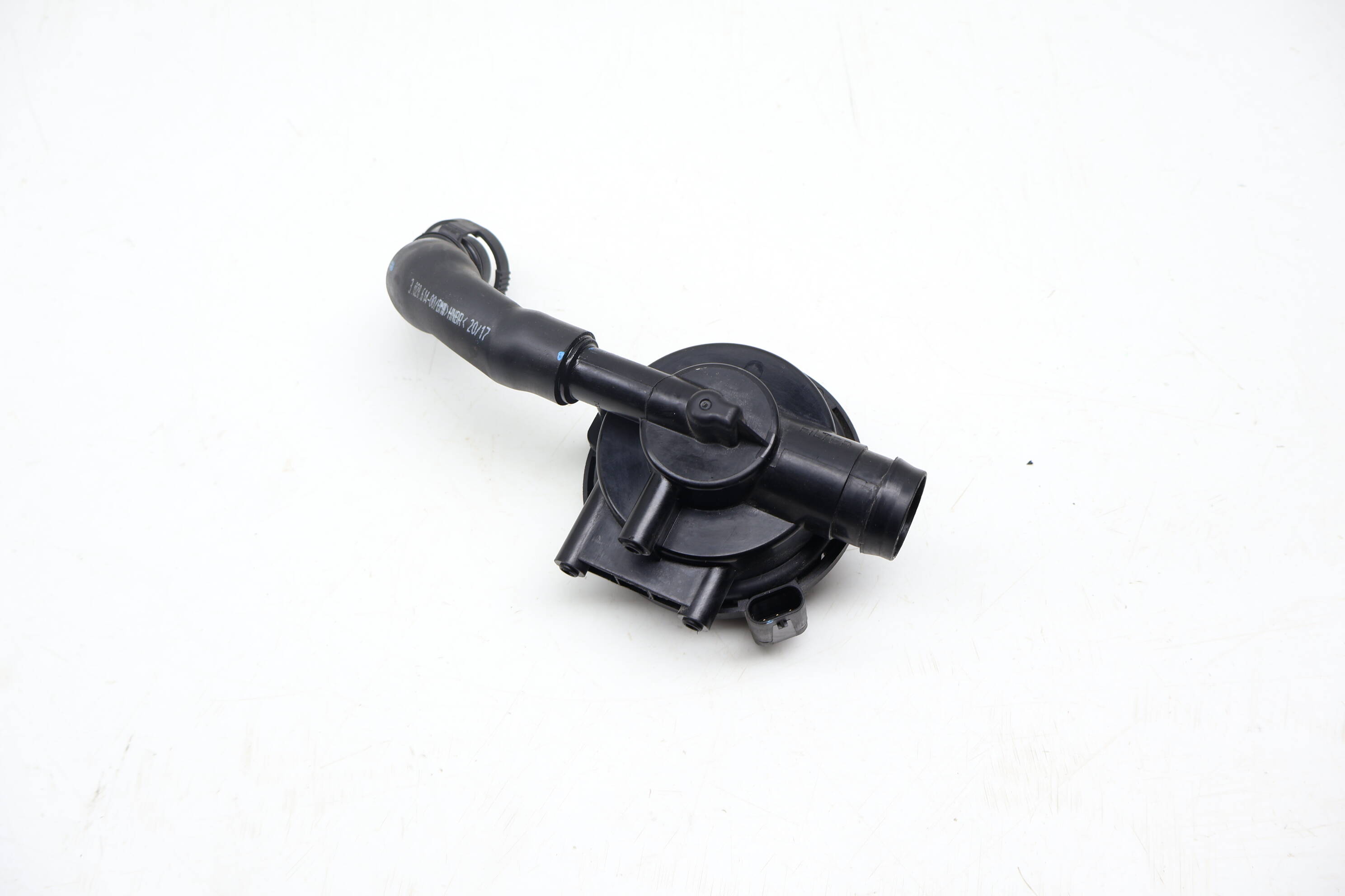Leak Detection Pressure Switch / Sensor 16137333301