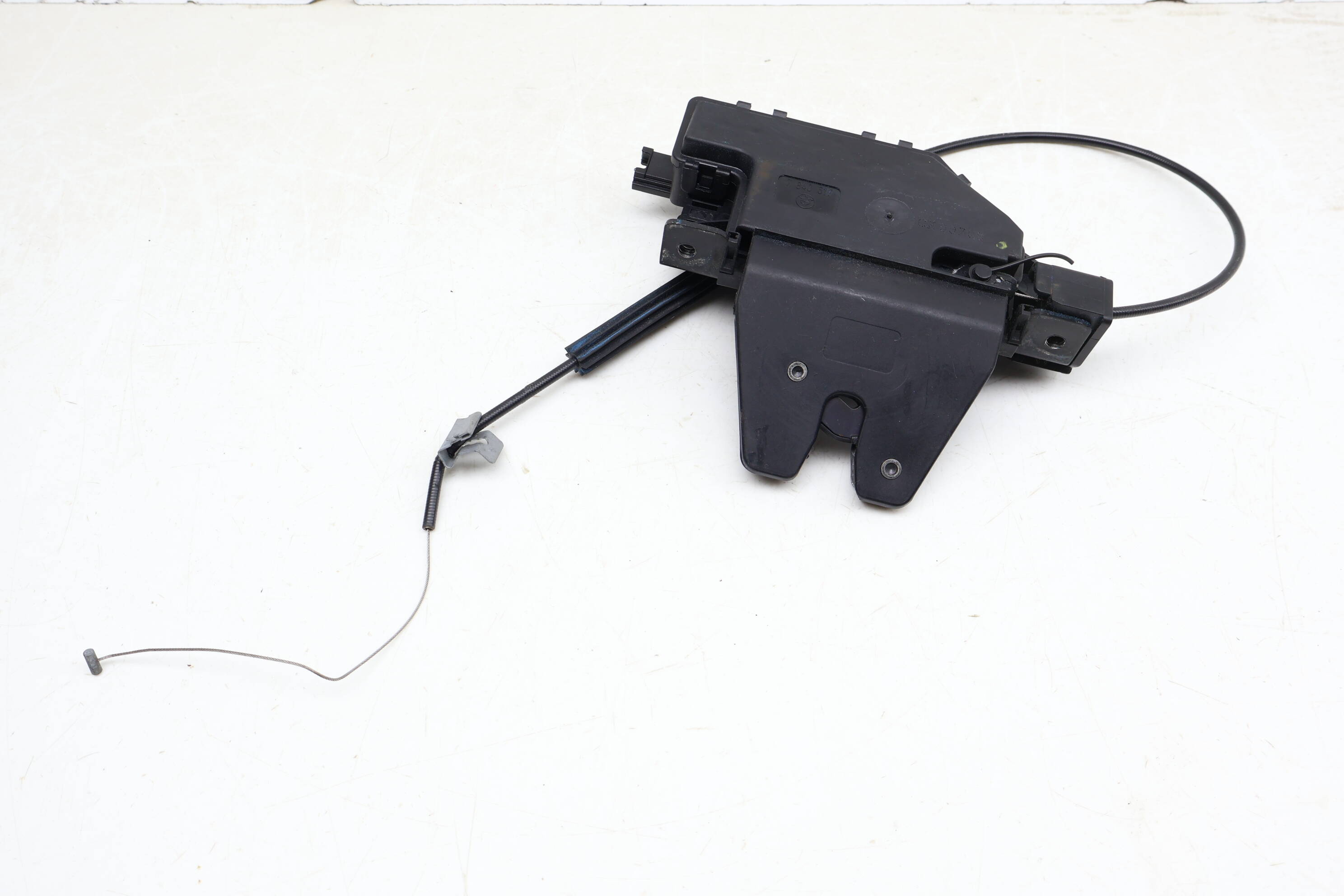 Trunk Latch W/ Release Cable 51247840617