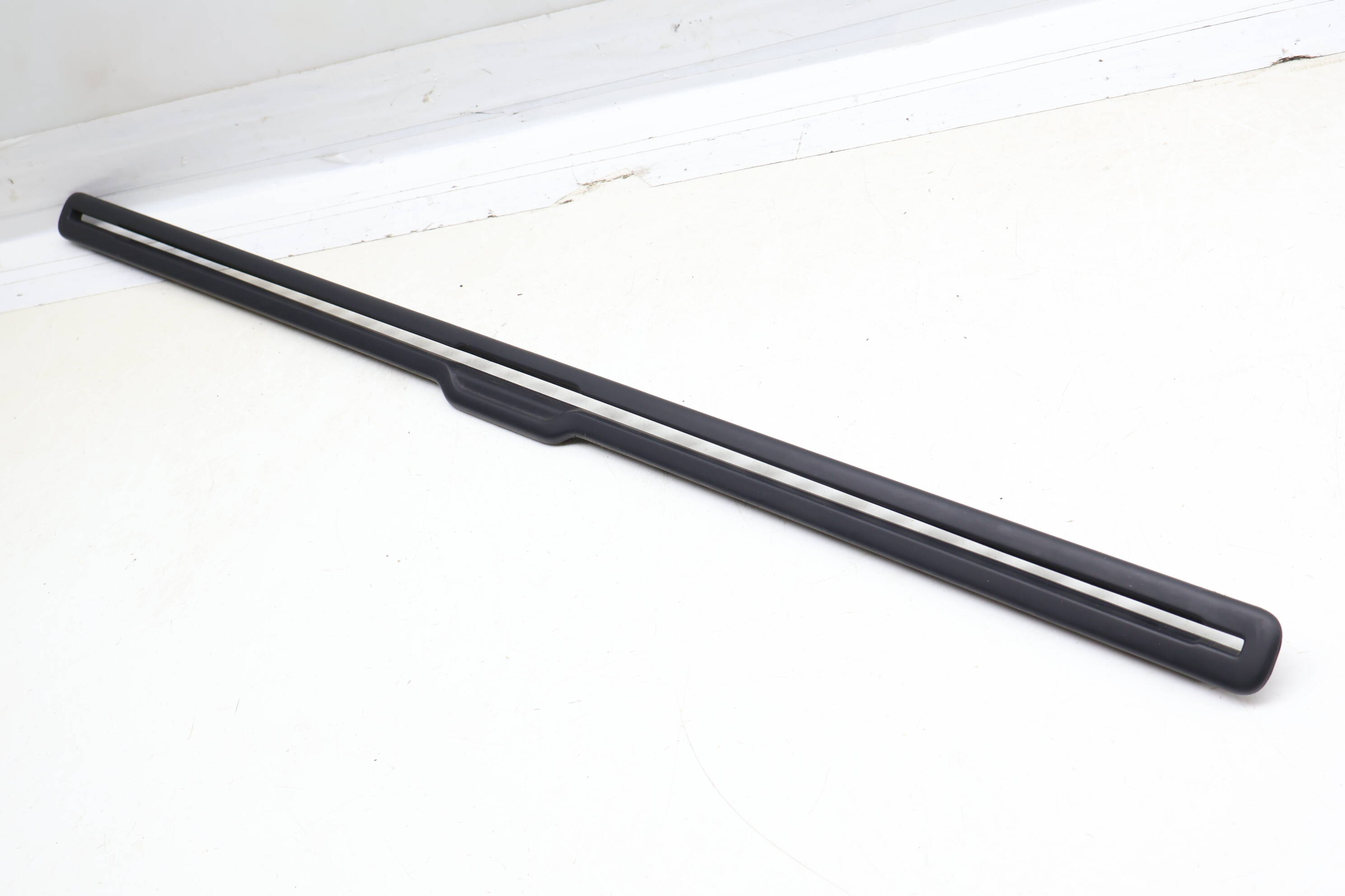 Door / Window Sun Shade Trim 4L0861334