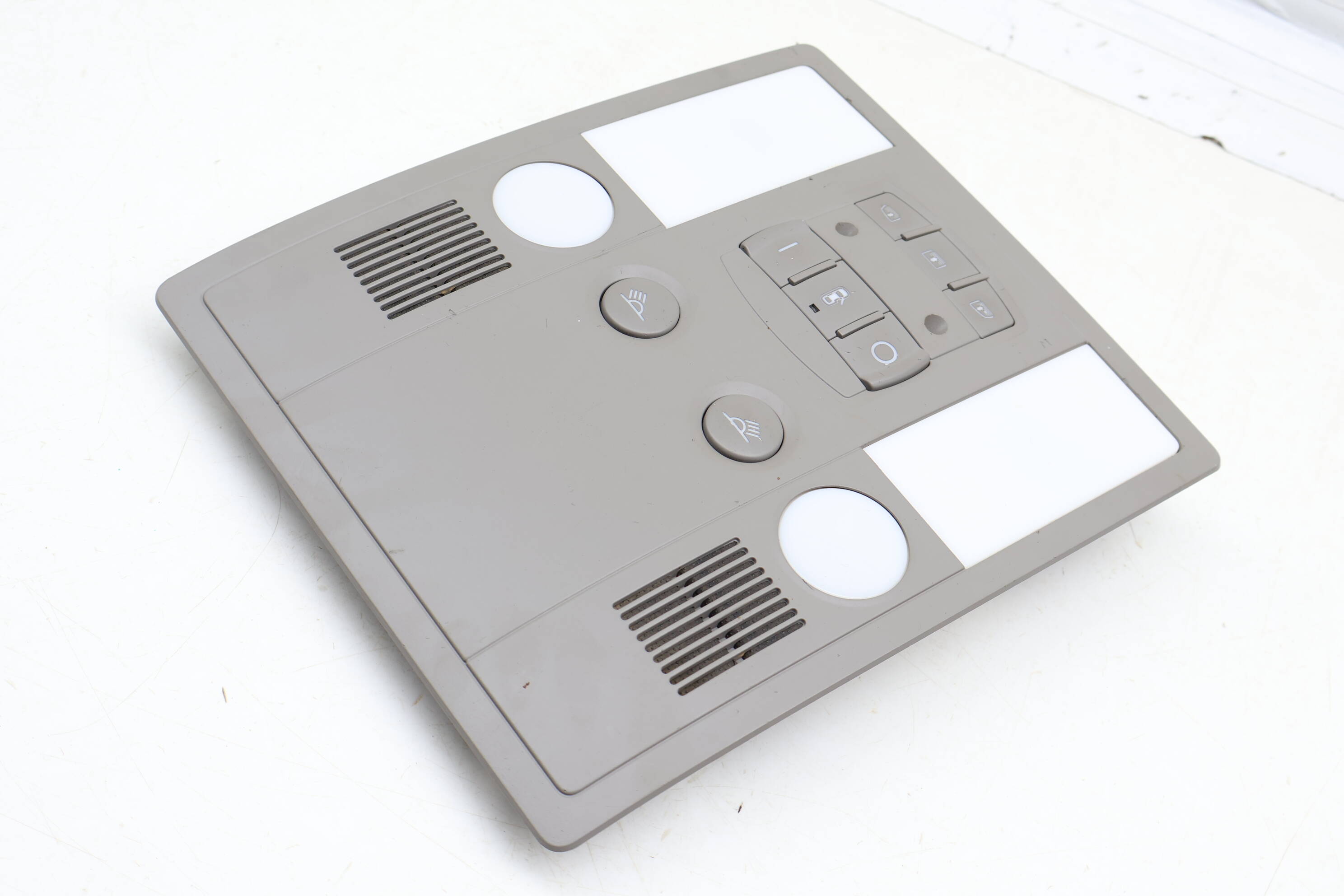 Overhead Console / Dome Light / Switch Assembly 4E0947111AC