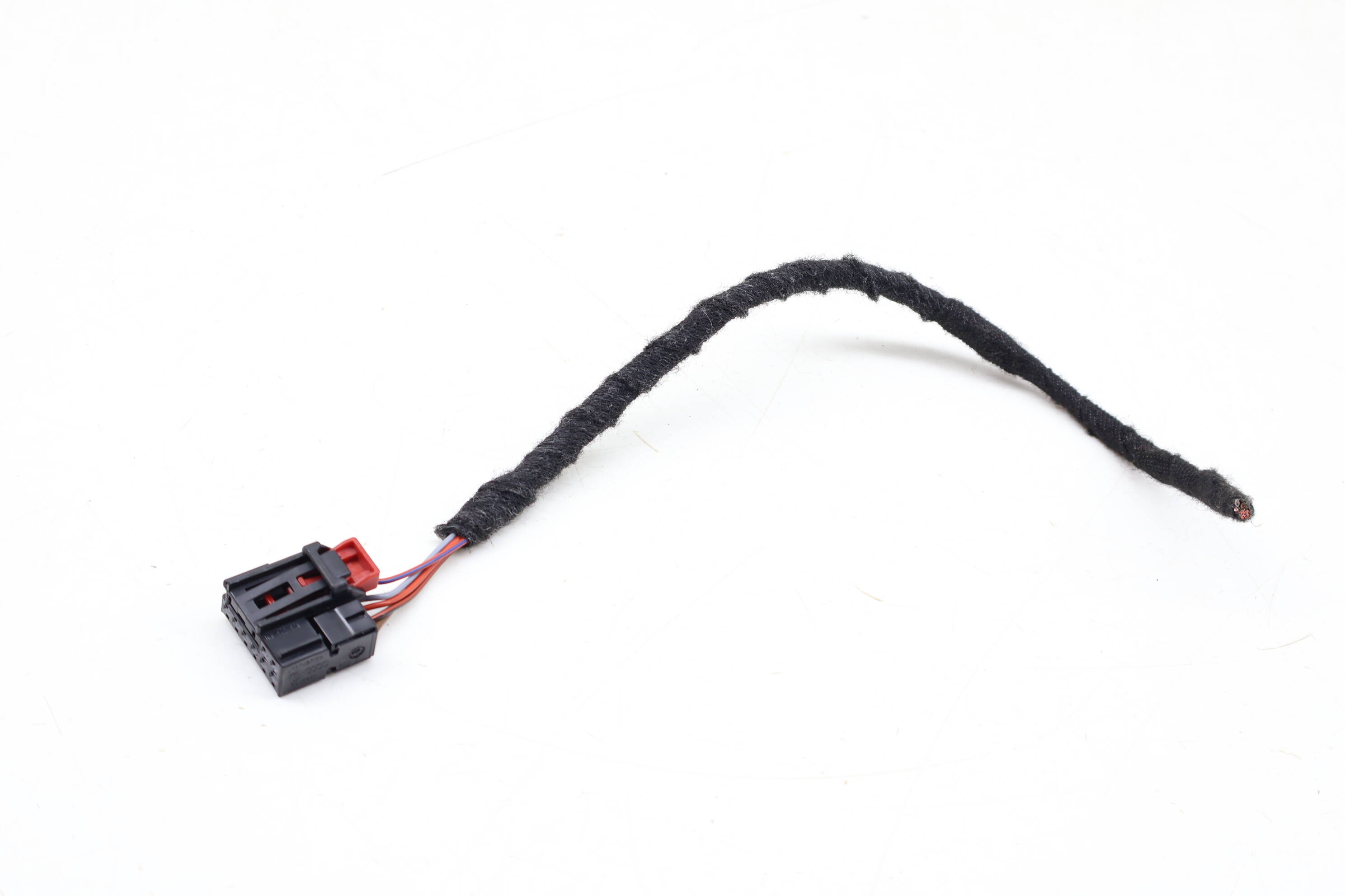 Outer Tail Light Wiring Connector / Pigtail