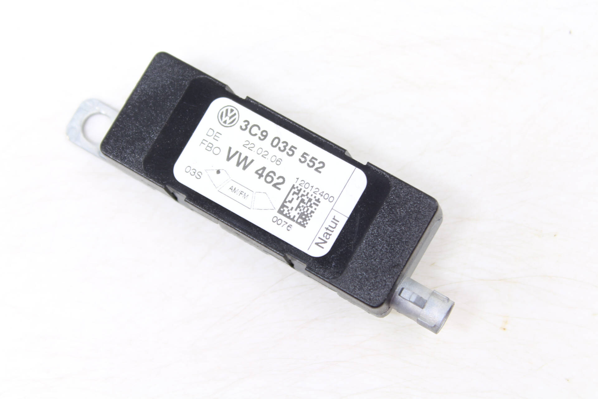 Window Antenna Booster 3C9035552