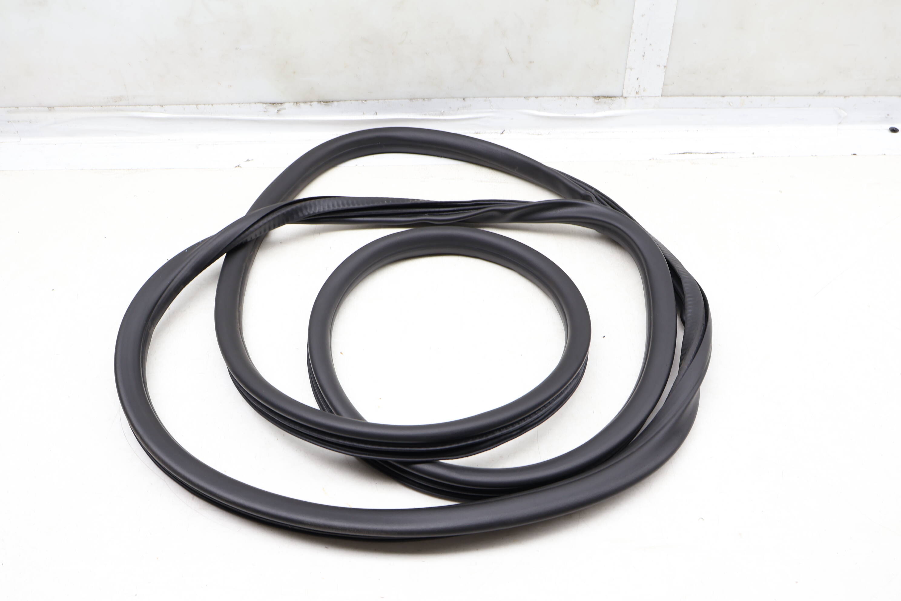 Inner Door Seal / Weather Stripping 7P0867365H