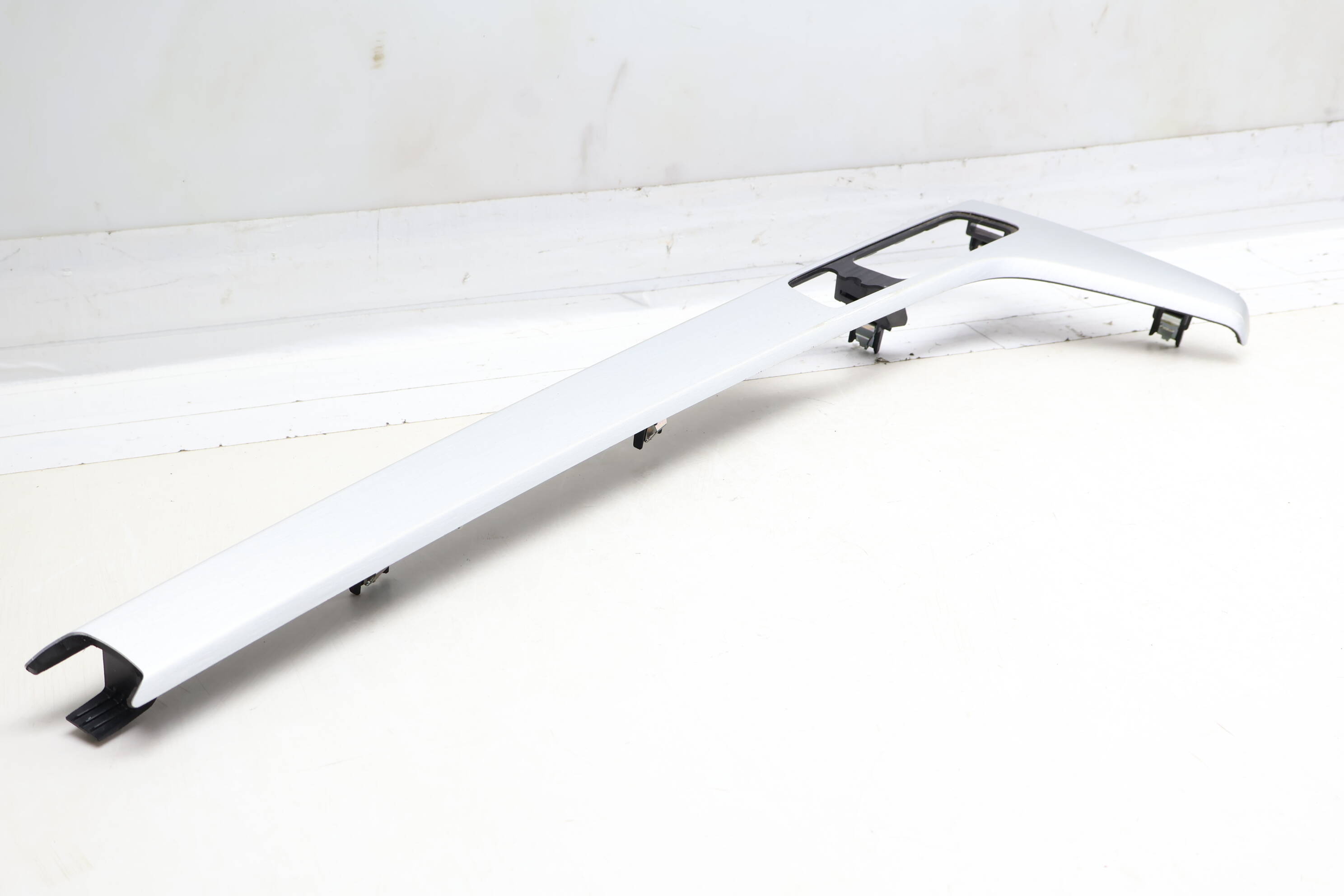 Center Console Trim / Bezel 8W1863969P