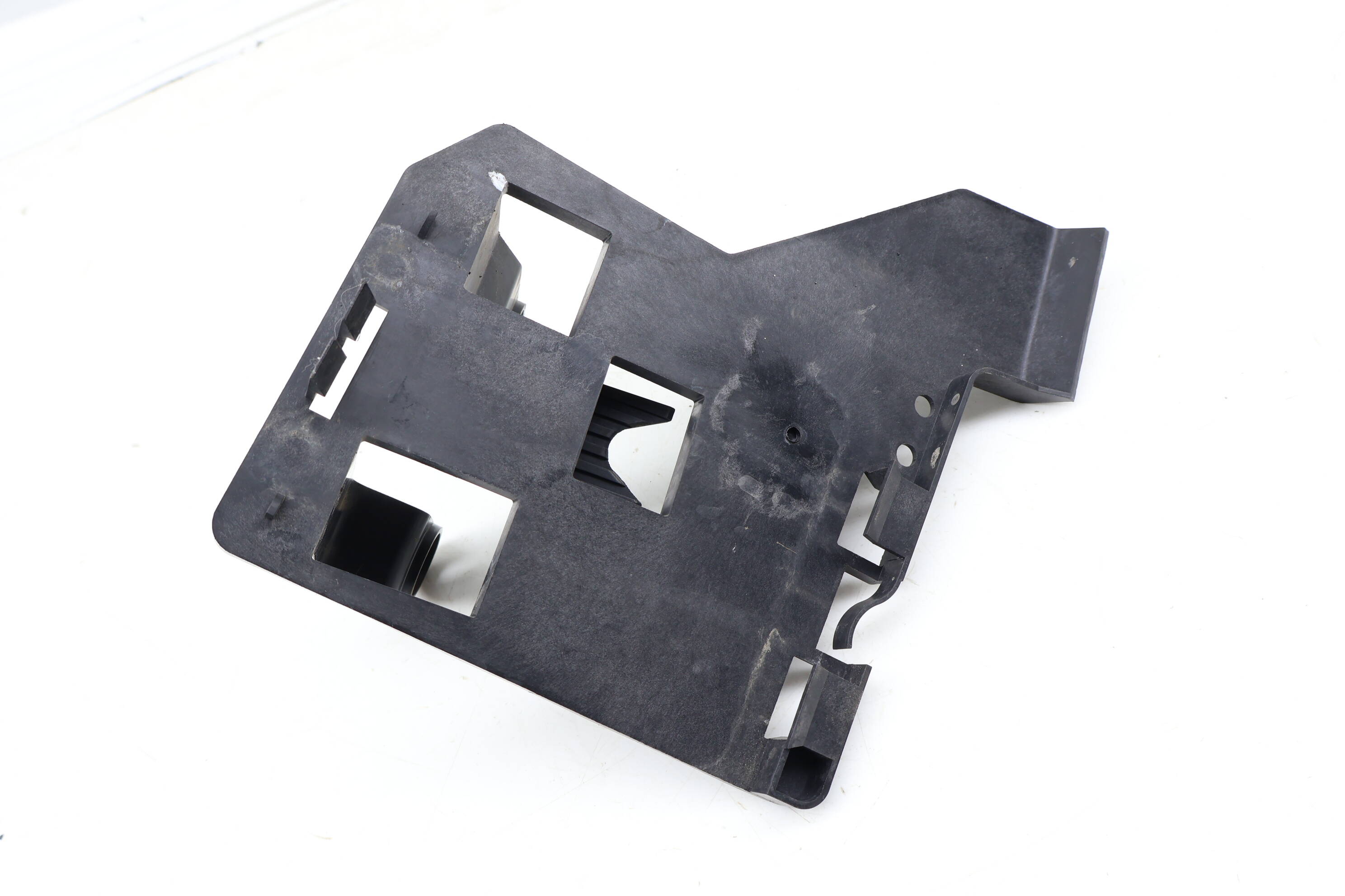 Tcu / Tcm / Transmission Module Bracket 561927163