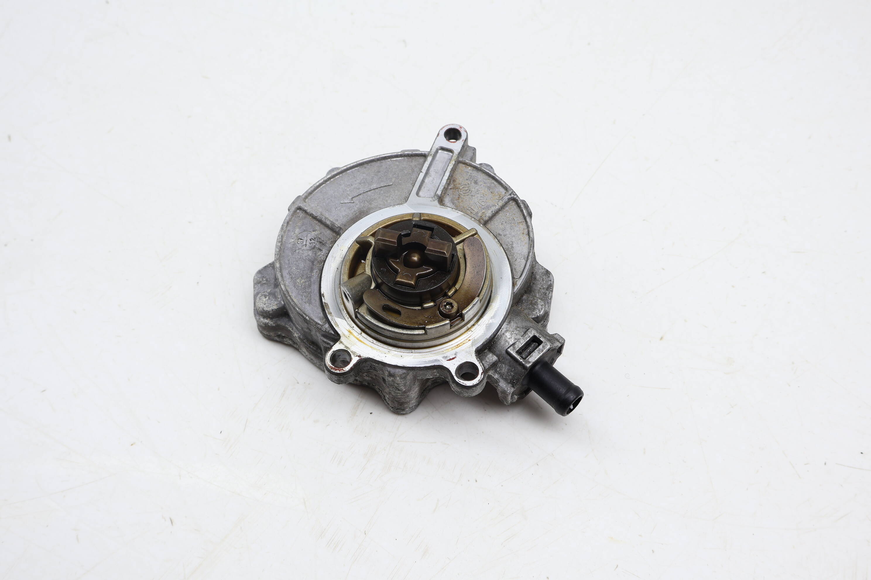 Brake Vacuum Pump 06E145100R 95811005001