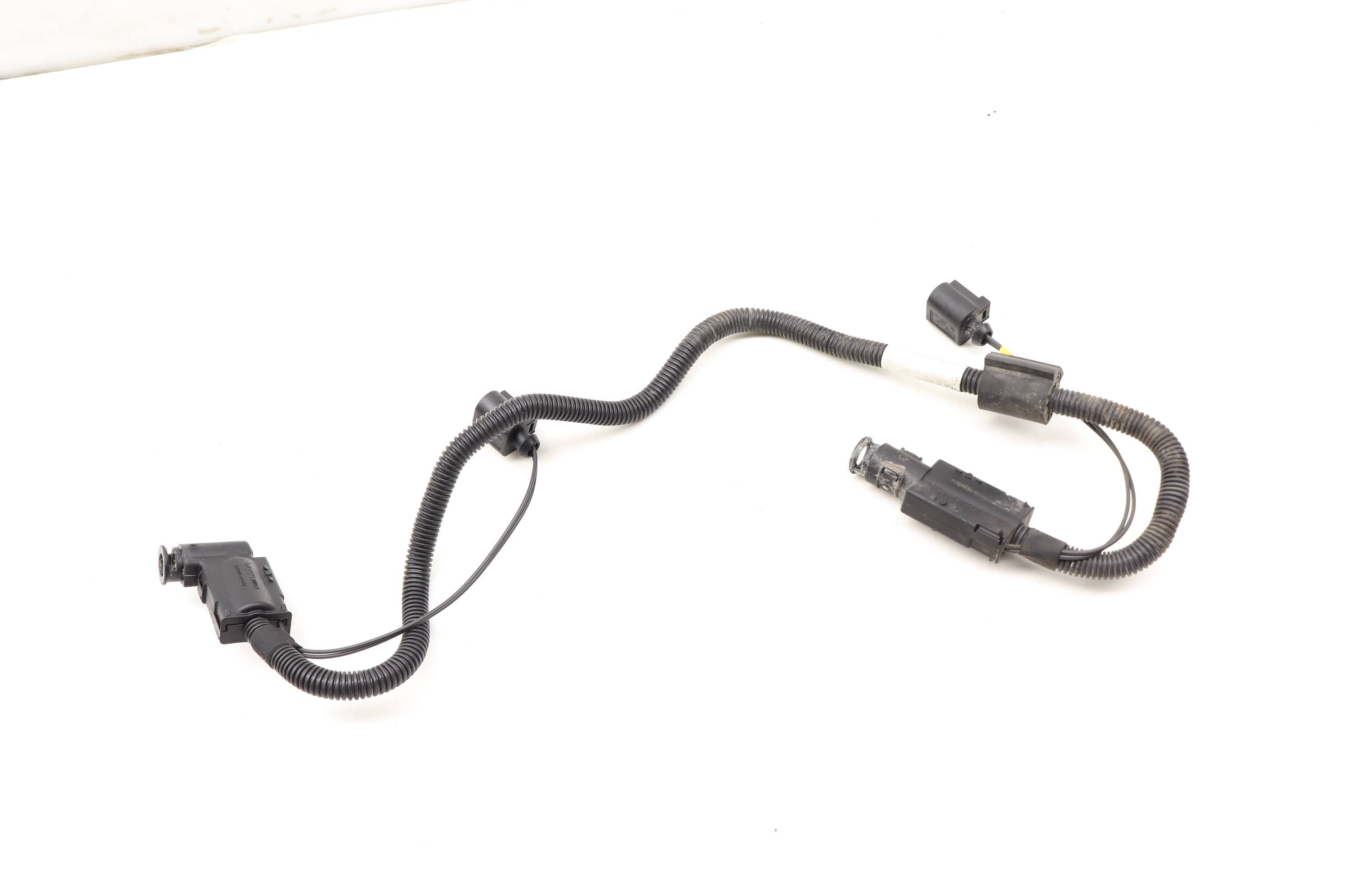 Def Fluid Supply Hose / Line 7P6131983C 95811378330