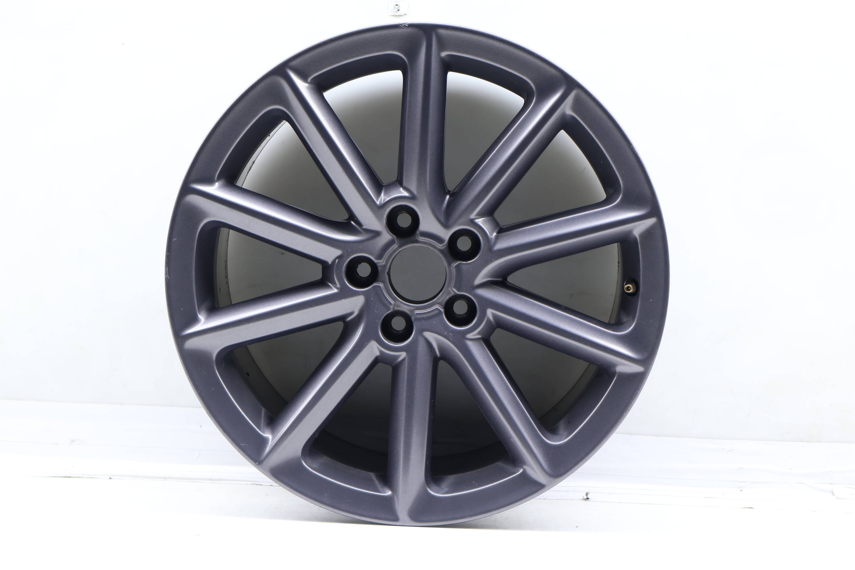 18" Inch Alloy Rim / Wheel (10-Spoke) 8J0601025BH