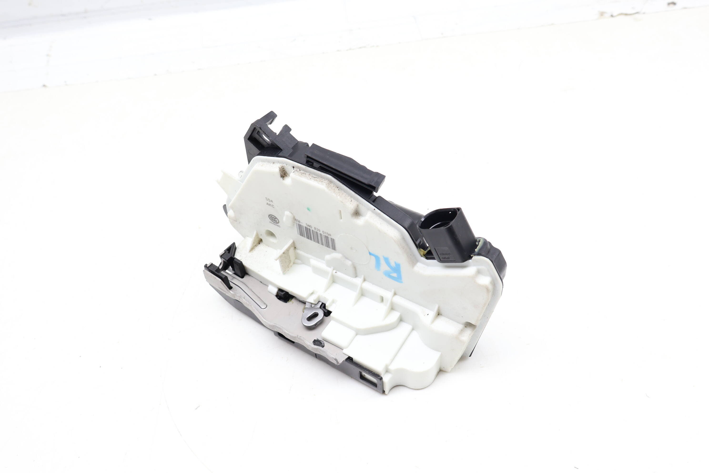 Door Latch / Lock Actuator 5N0839015H