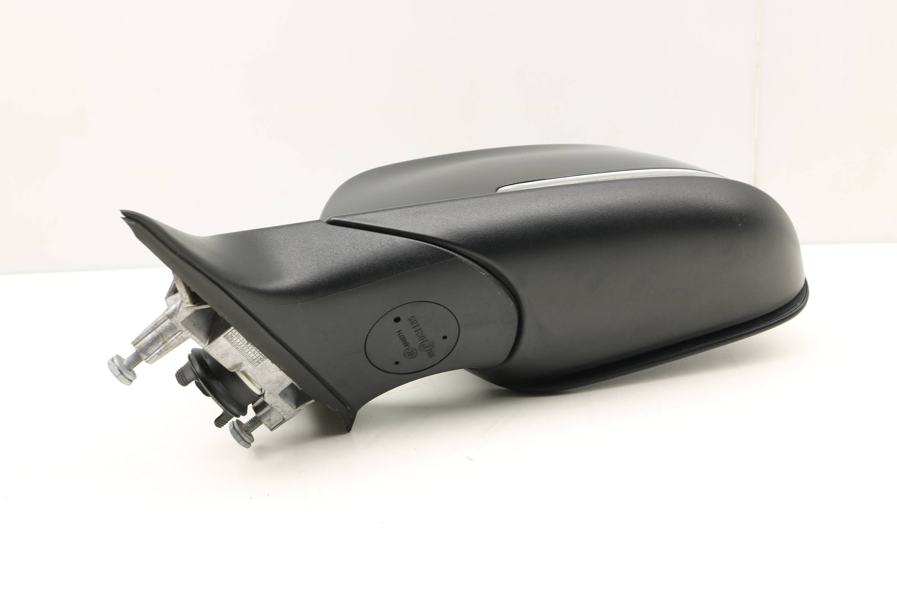 ♩ 51112471536 - Genuine BMW Front Bumper Hardware - F3x | Turner