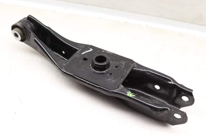 Lower Control Arm 1EA505311E main product photo