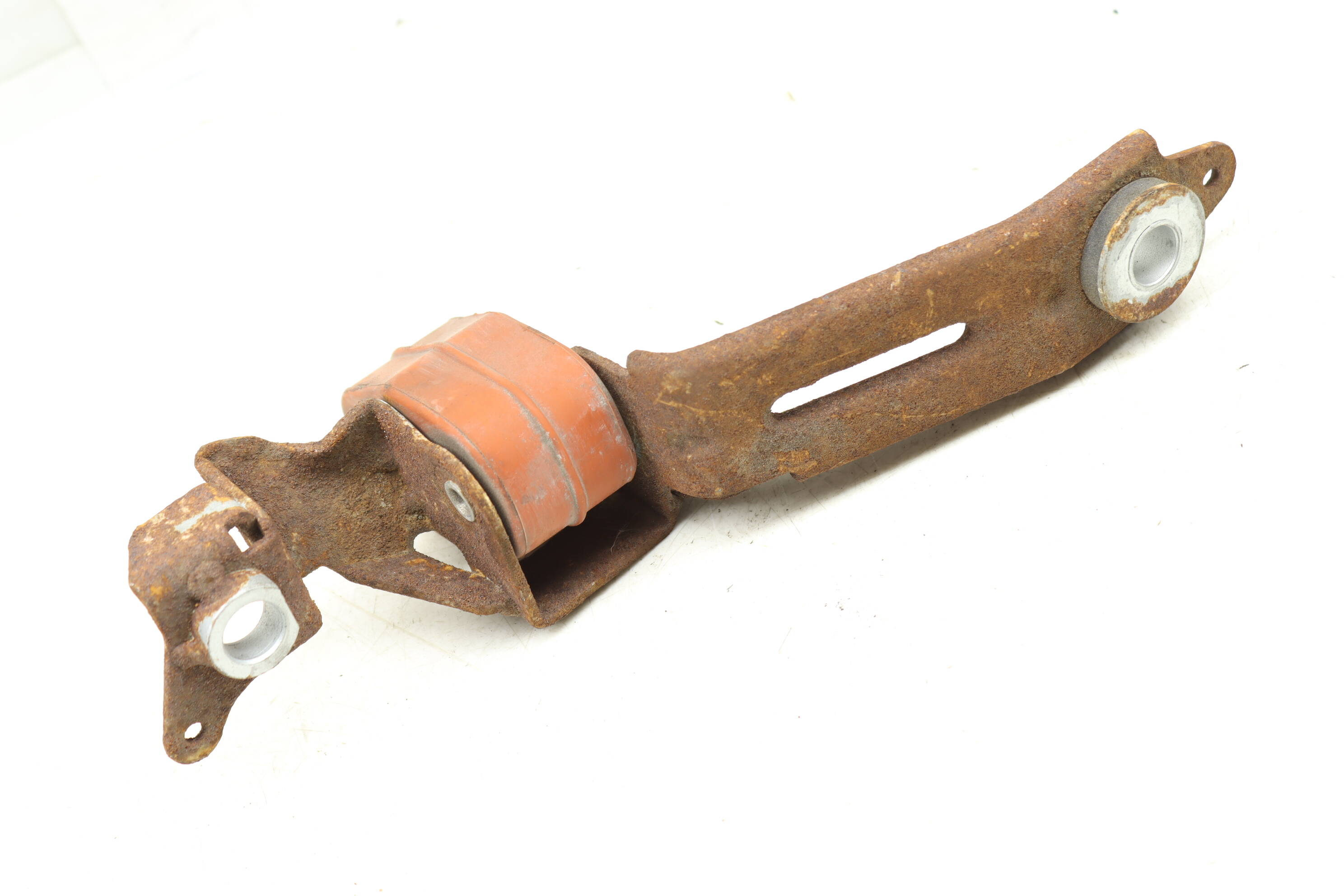 Exhaust Hanger / Rubber Mount / Bracket 97011115100